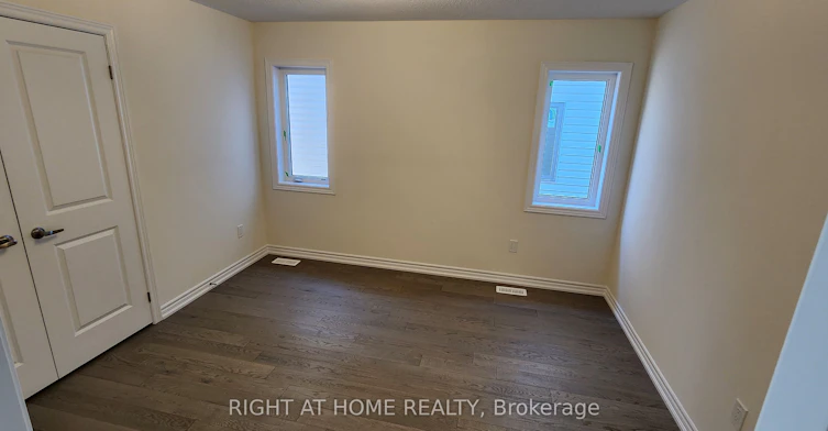 26 Prudhoe Terrace, Barrie, ON, L9J 0W2 - 4