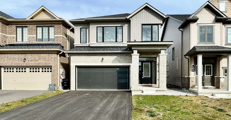 Upper-26 Prudhoe Terrace, Barrie, ON, L9J 0W2