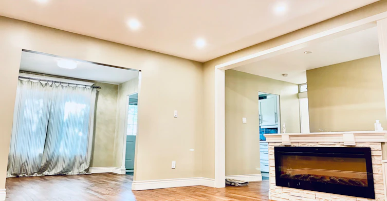 6 Beechcroft Circle, Barrie, ON, L4M 4Y4