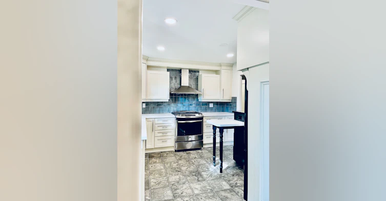 6 Beechcroft Circle, Barrie, ON, L4M 4Y4 - 4