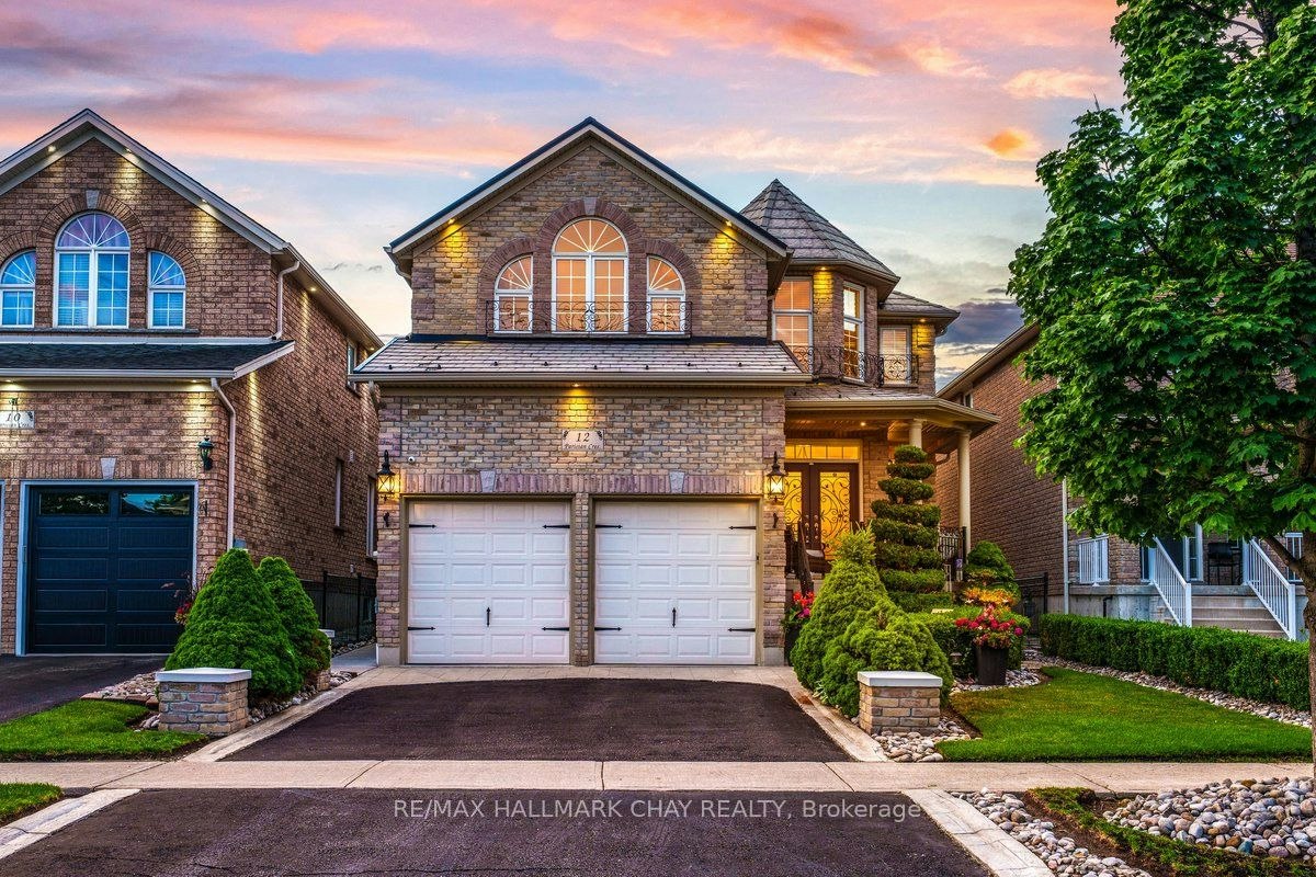 12 Parisian Crescent, Barrie, ON, L4N 0Y9