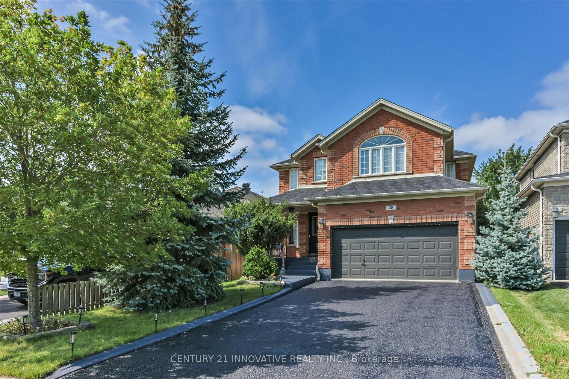 28 Empire Drive, Barrie, ON, L4N 0Y9