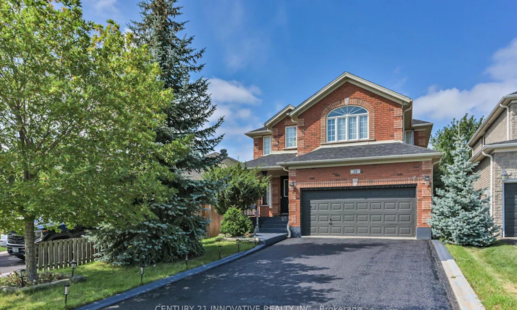 28 Empire Drive