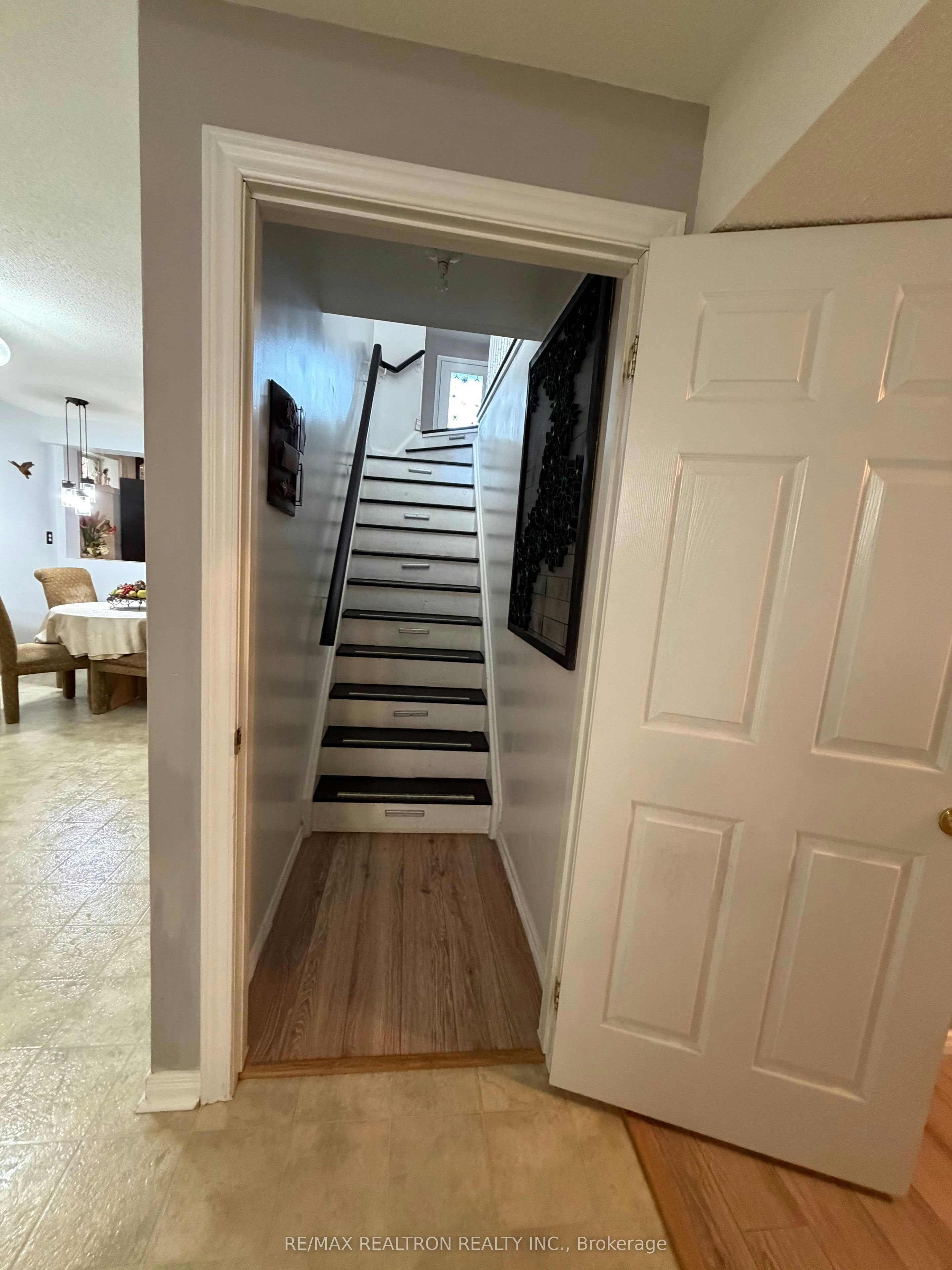 46 Cloughley Drive, Barrie, ON, L4N 9T3 - 24