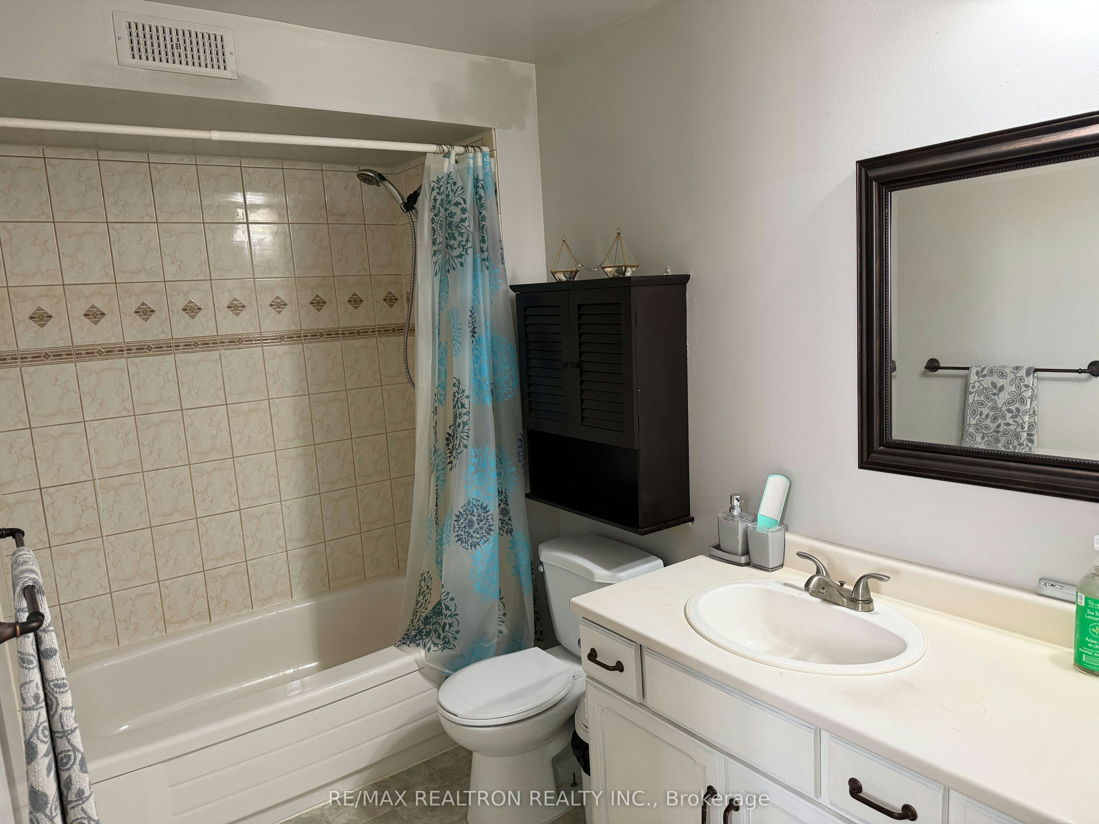 46 Cloughley Drive, Barrie, ON, L4N 9T3 - 7