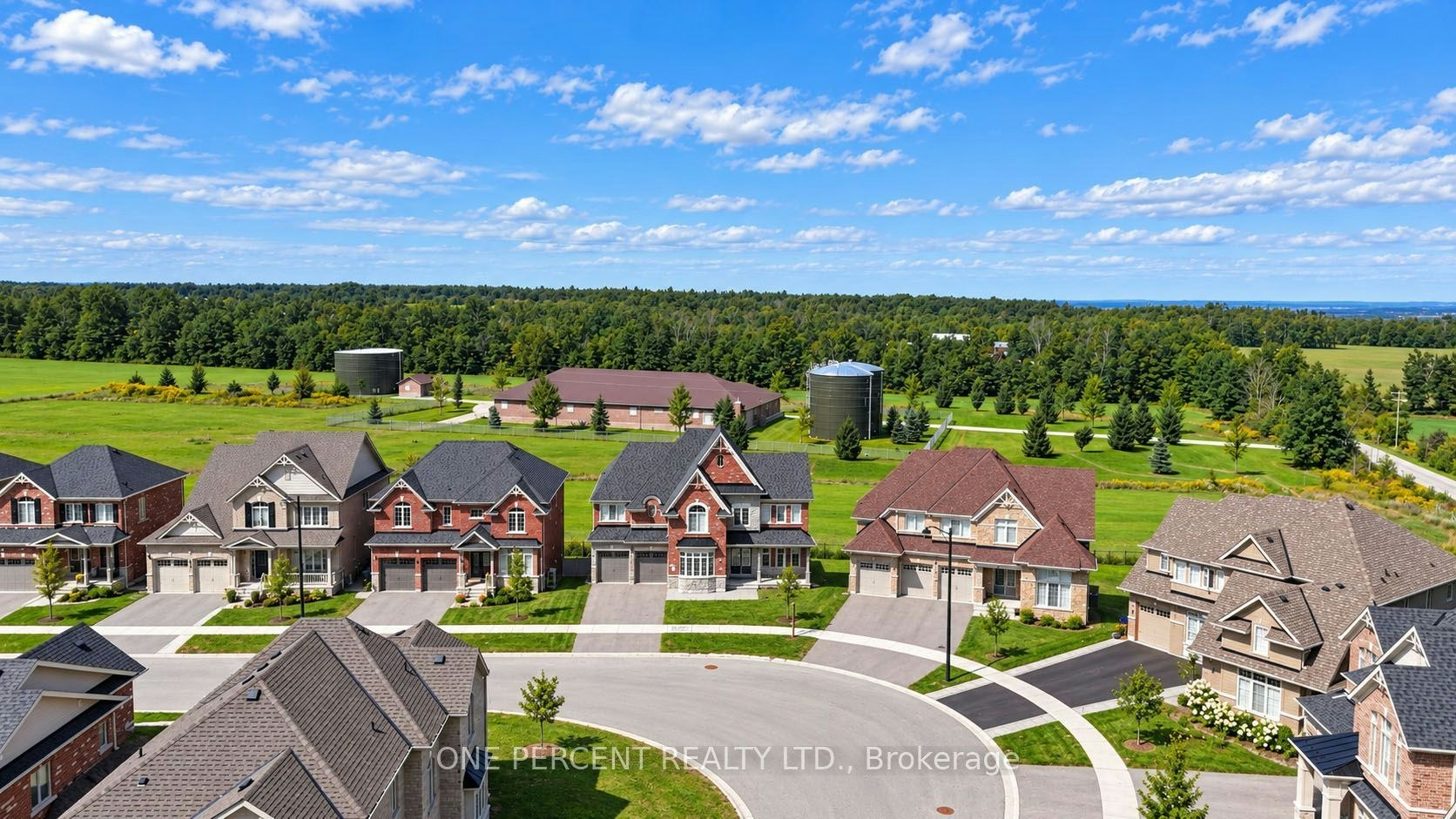 29 Sanford Circle, Springwater, ON, L9X 2A8