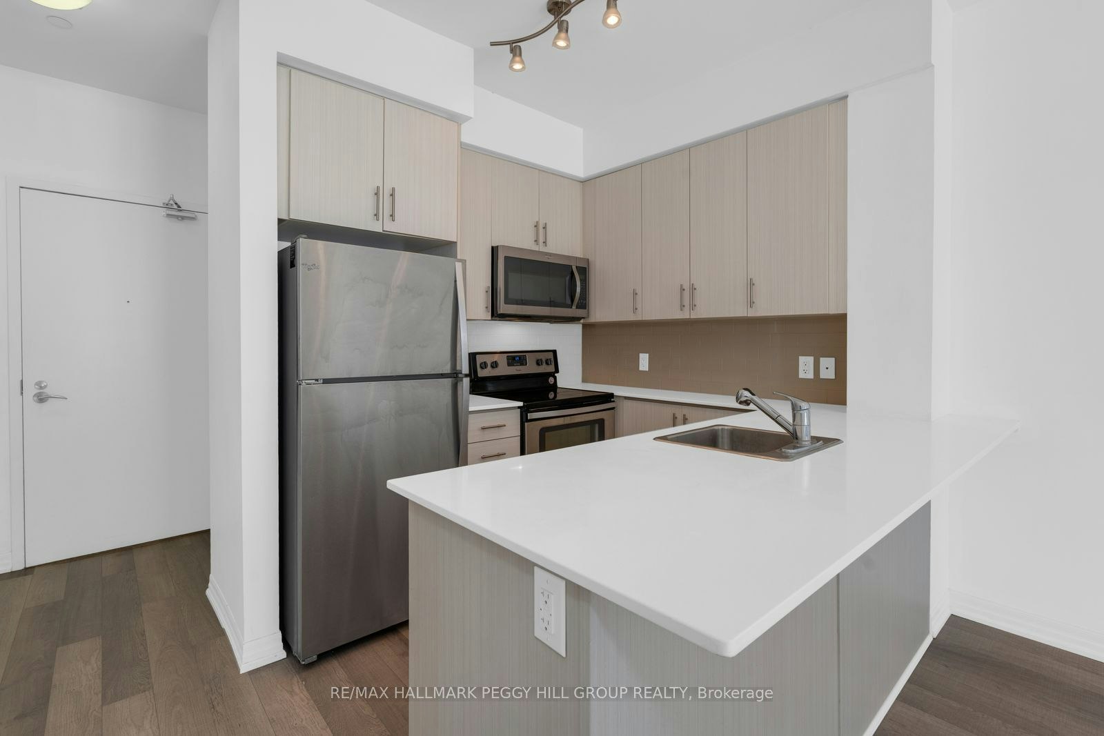 309-111 Worsley Street, Barrie, ON, L4M 0J5 - 5