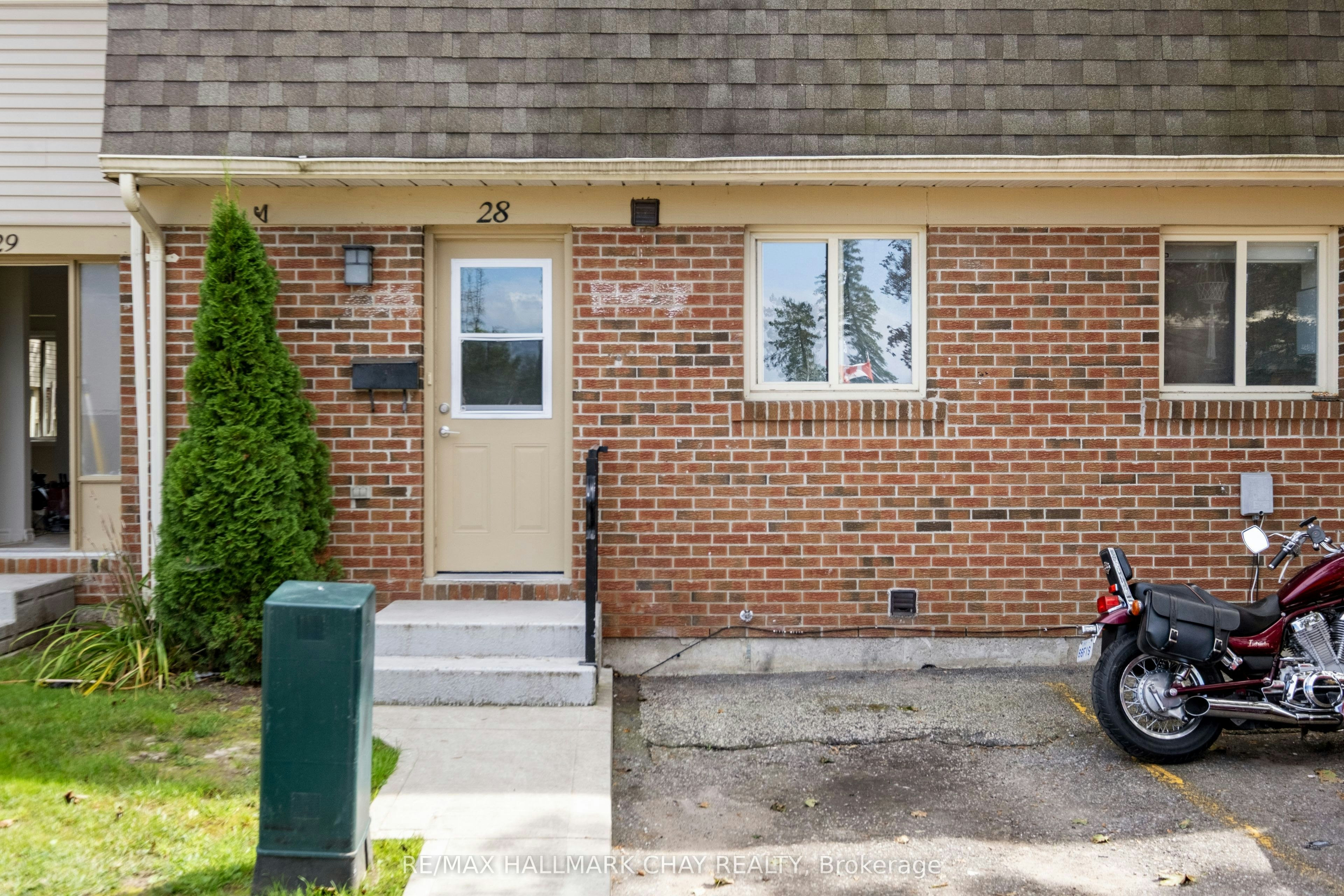 28-177 Bayview Drive, Barrie, ON, L4N 4Y6 - 2