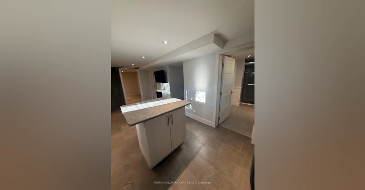 137 Clapperton Street, Barrie, ON, L4M 3G3 - 6