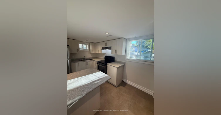 137 Clapperton Street, Barrie, ON, L4M 3G3 - 5