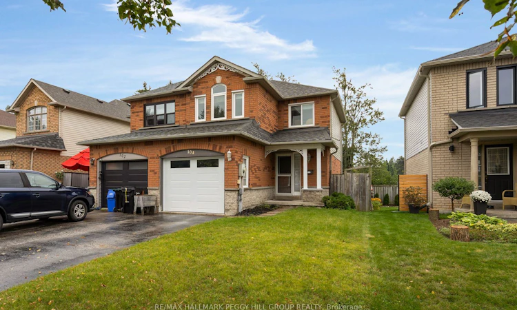 104 Leslie Avenue