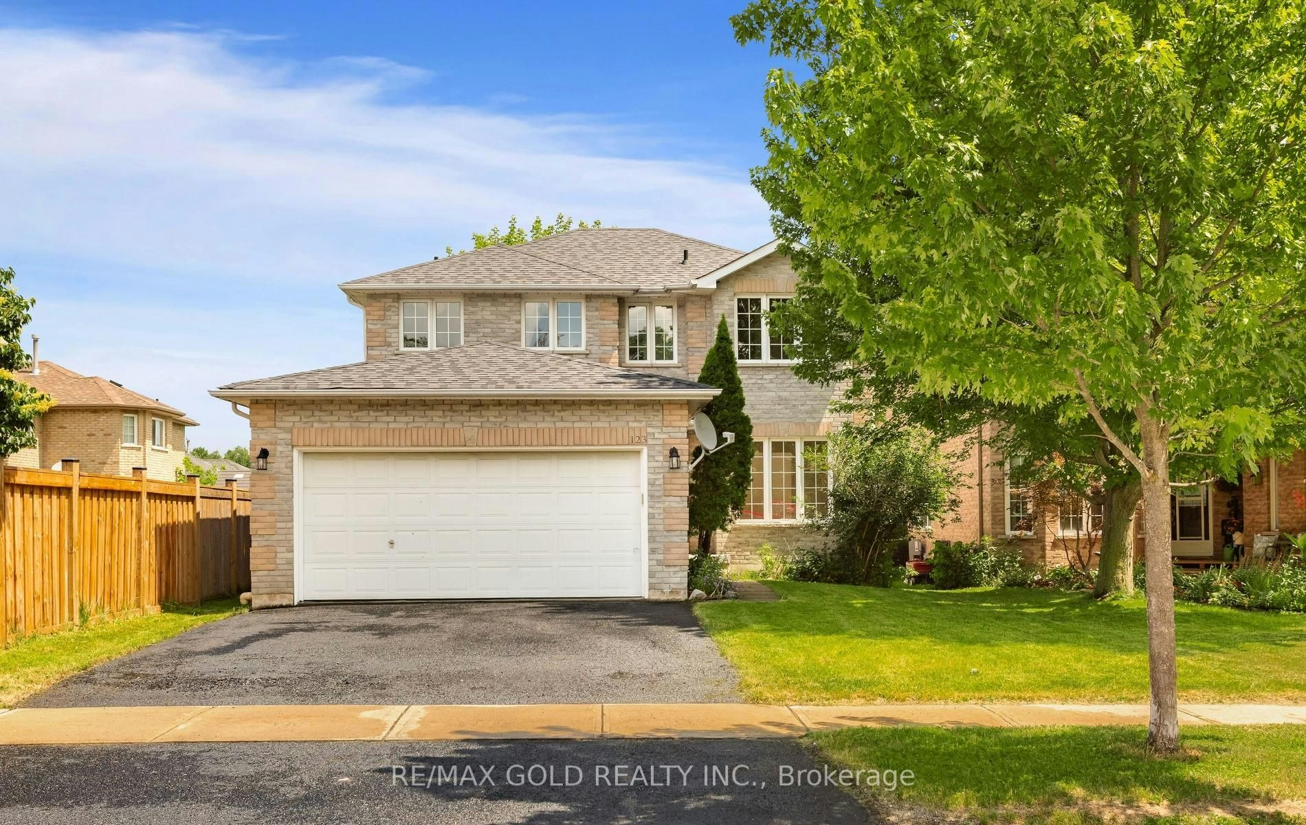 123 Ruffet Drive, Barrie, ON, L4N 0P2