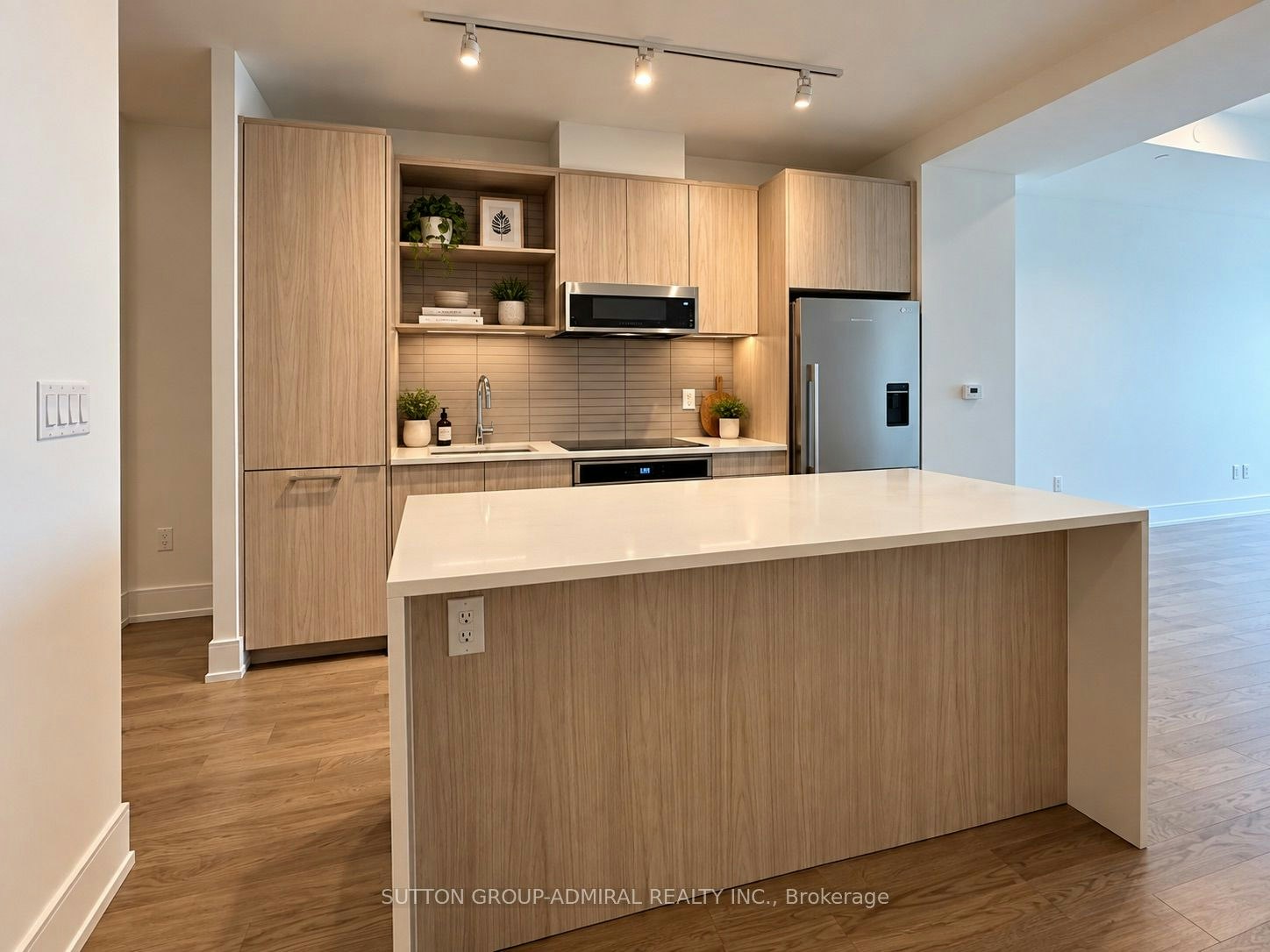 904-185 Dunlop Street E, Barrie, ON, L4M 0L7 - 7