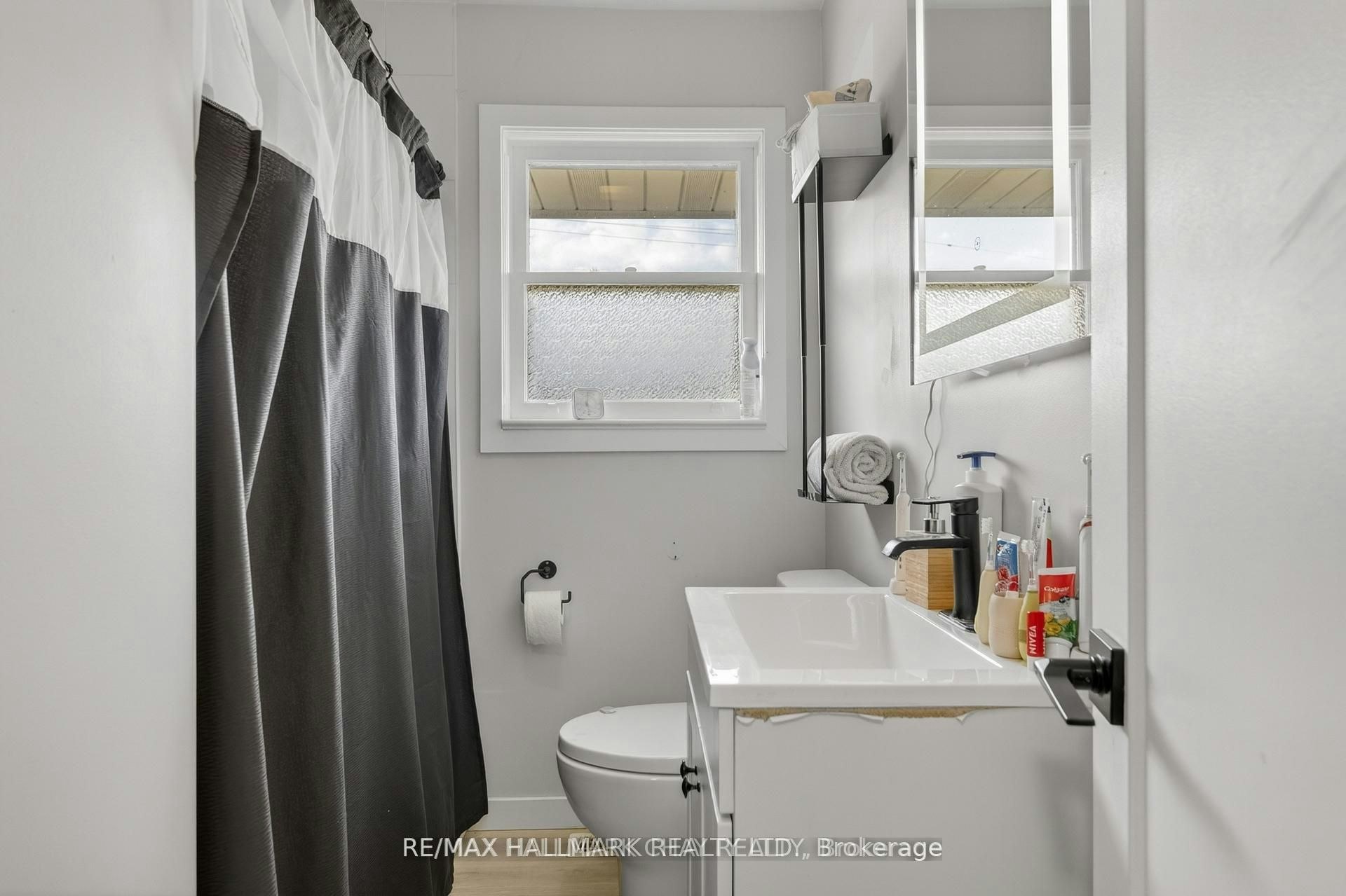 89 North St West (Main Floor Only) Street N, Orillia, ON, L3V 3S7 - 21