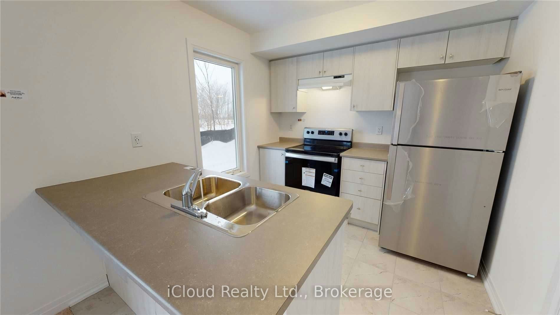 58 Brown Bear Street, Barrie, ON, L9J 0H8 - 4