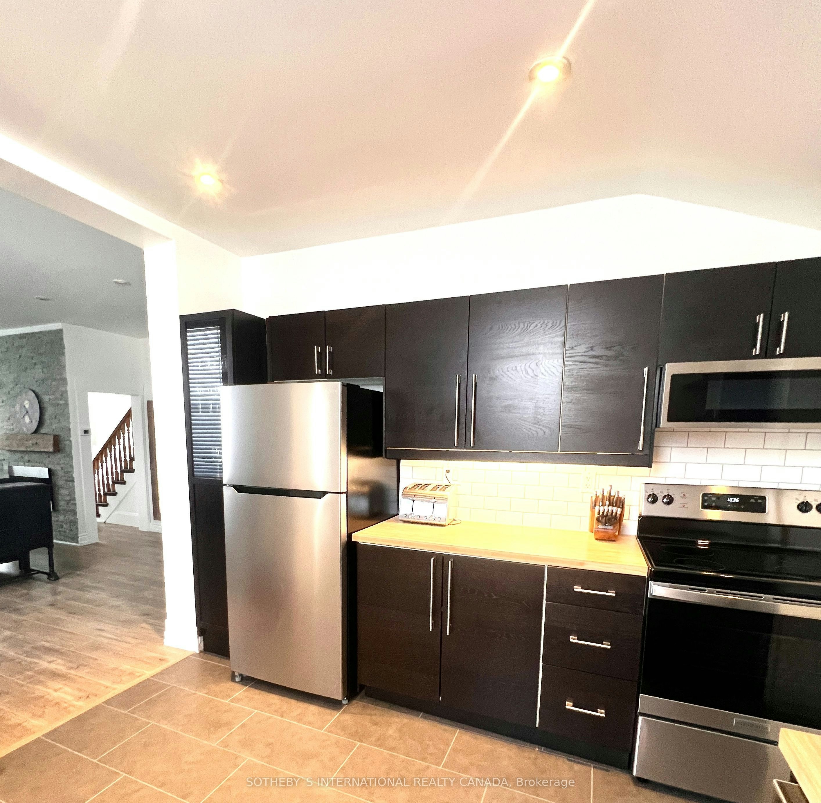 22 St. Paul Street, Collingwood, ON, L9Y 3N9 - 11