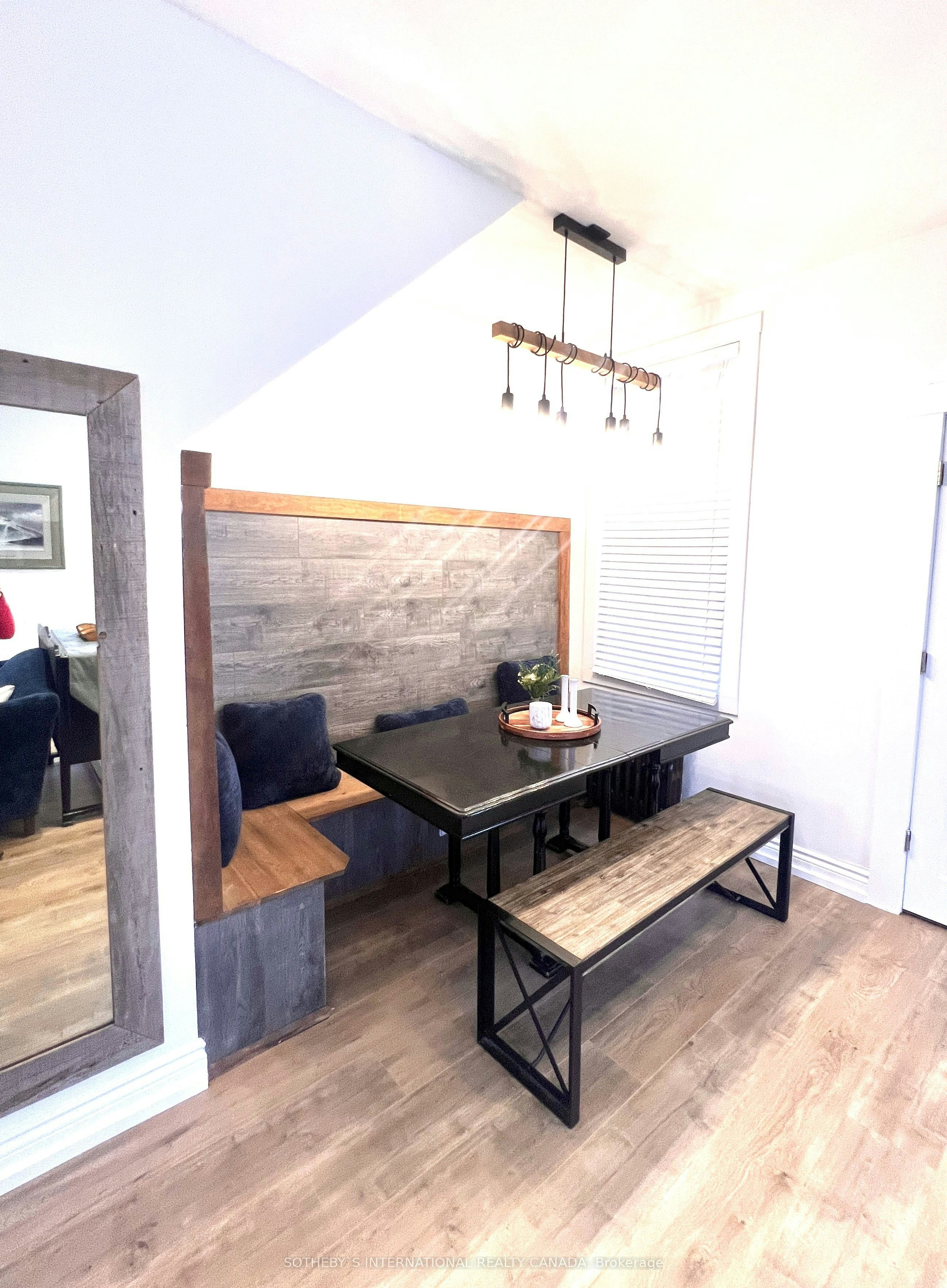 22 St. Paul Street, Collingwood, ON, L9Y 3N9 - 9