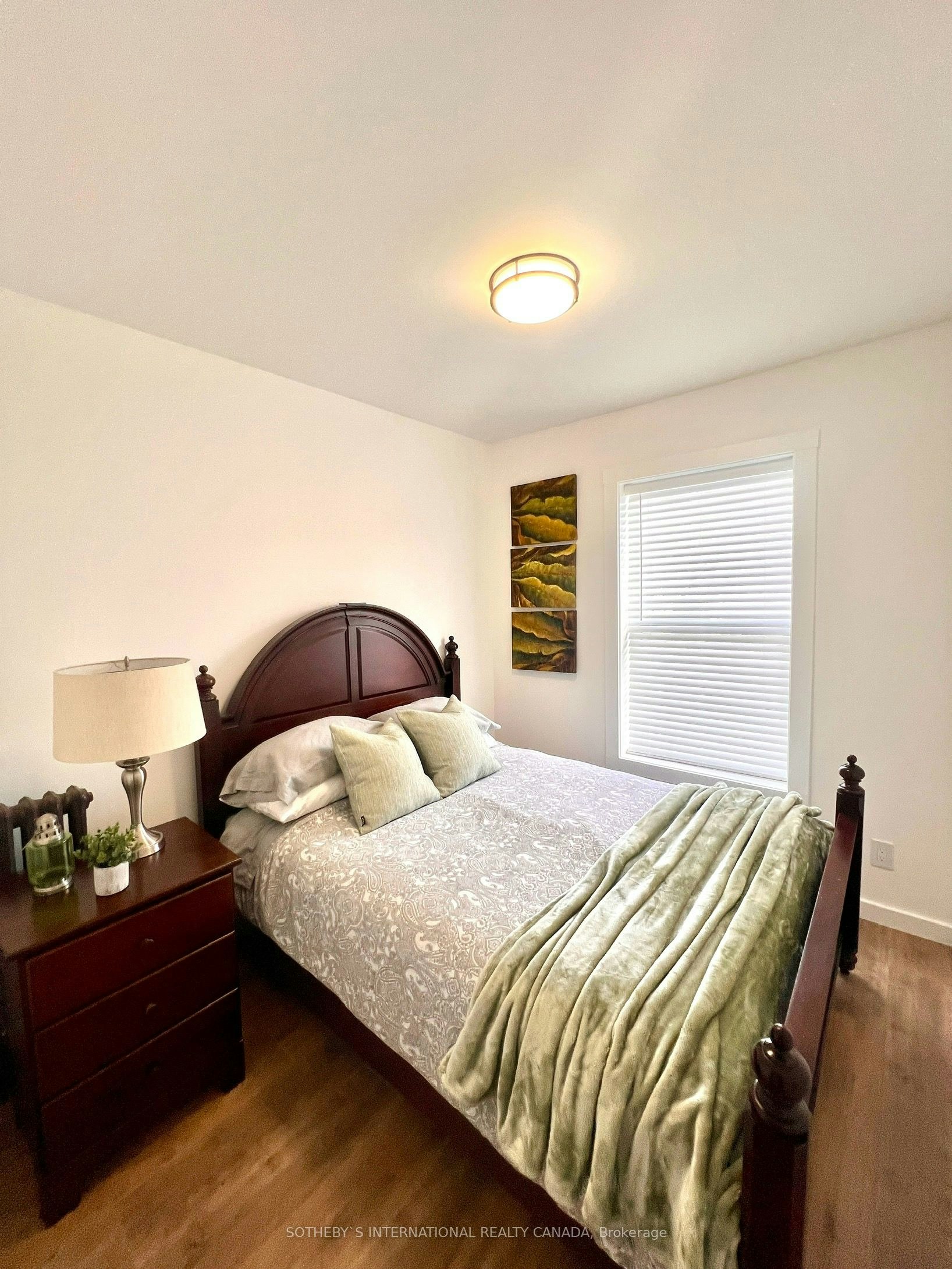 22 St. Paul Street, Collingwood, ON, L9Y 3N9 - 17