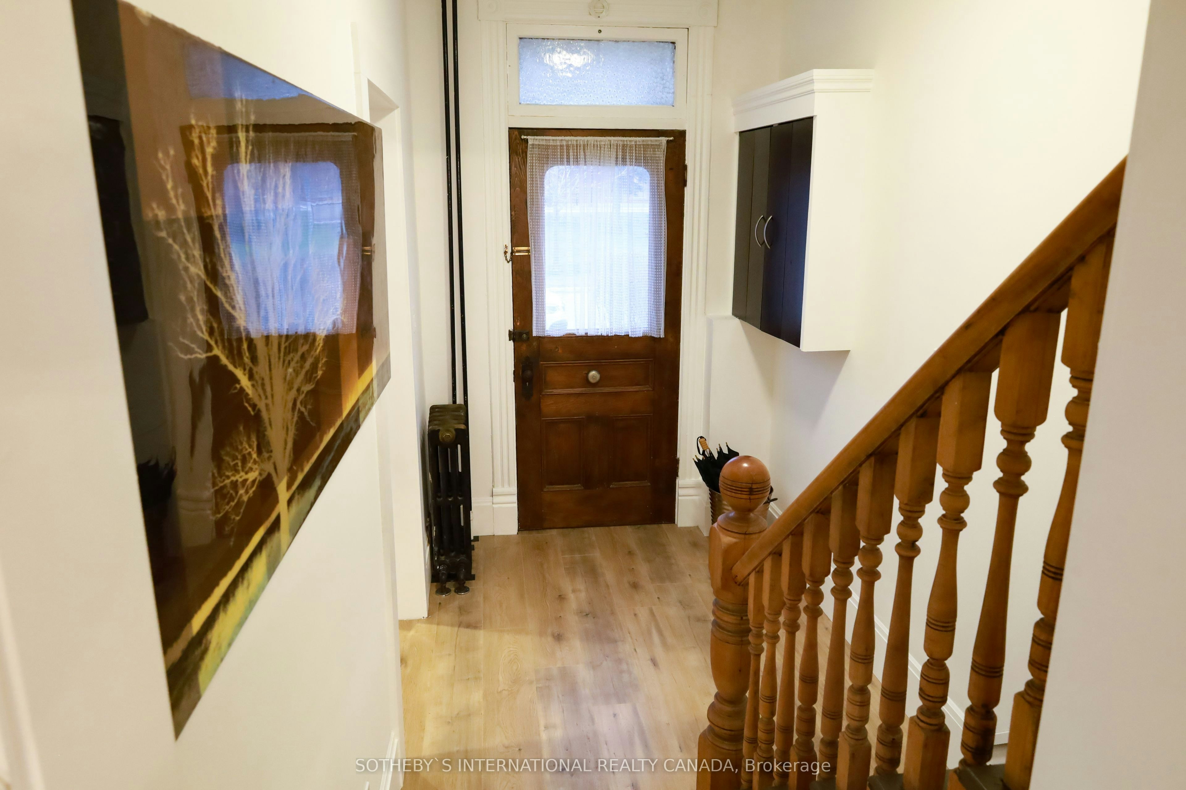 22 St. Paul Street, Collingwood, ON, L9Y 3N9 - 3