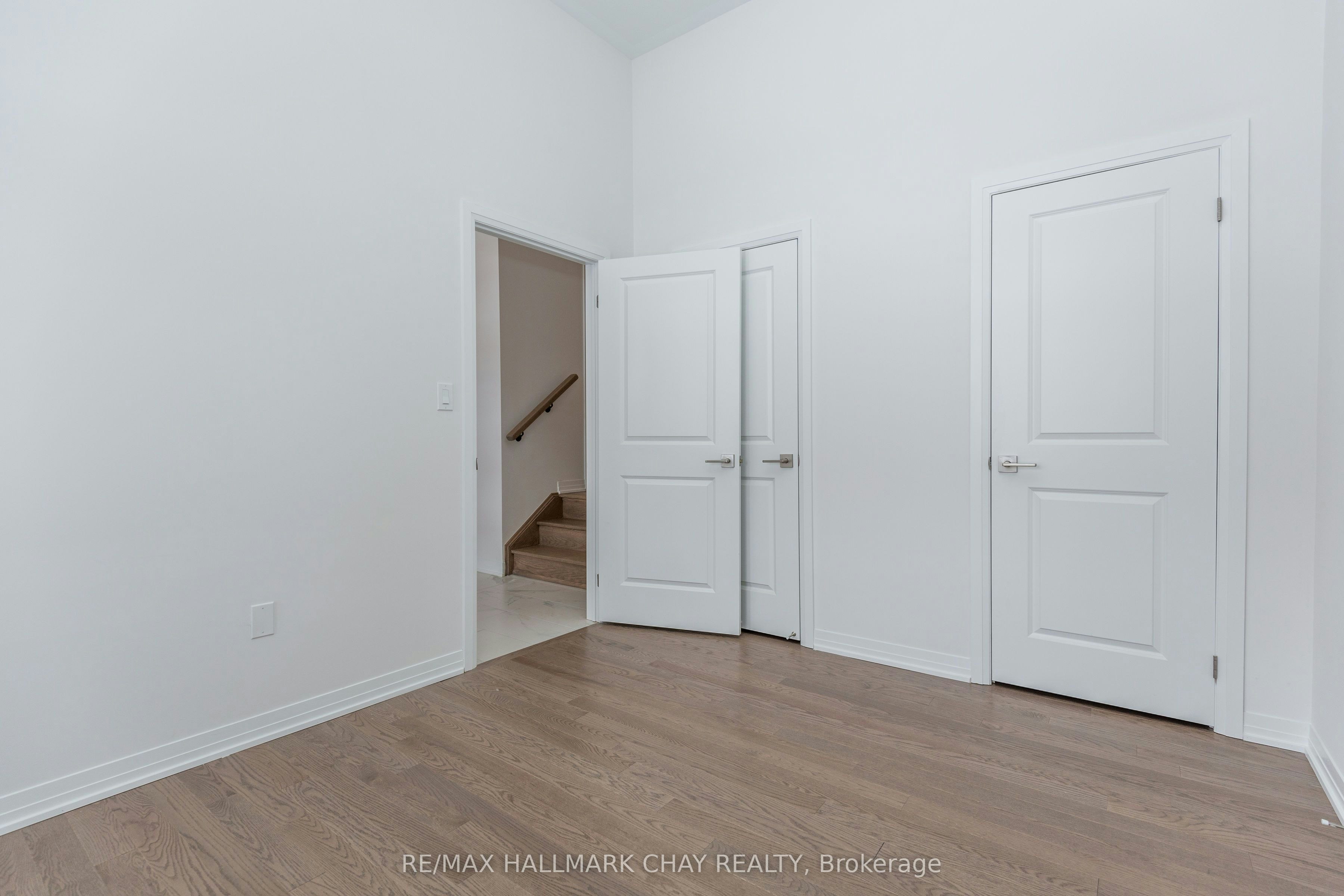 3041 Sandy Acres Avenue, Severn, ON, L3V 8P9 - 4