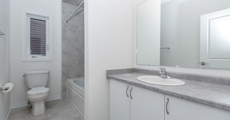 3041 Sandy Acres Avenue, Severn, ON, L3V 8P9 - 5