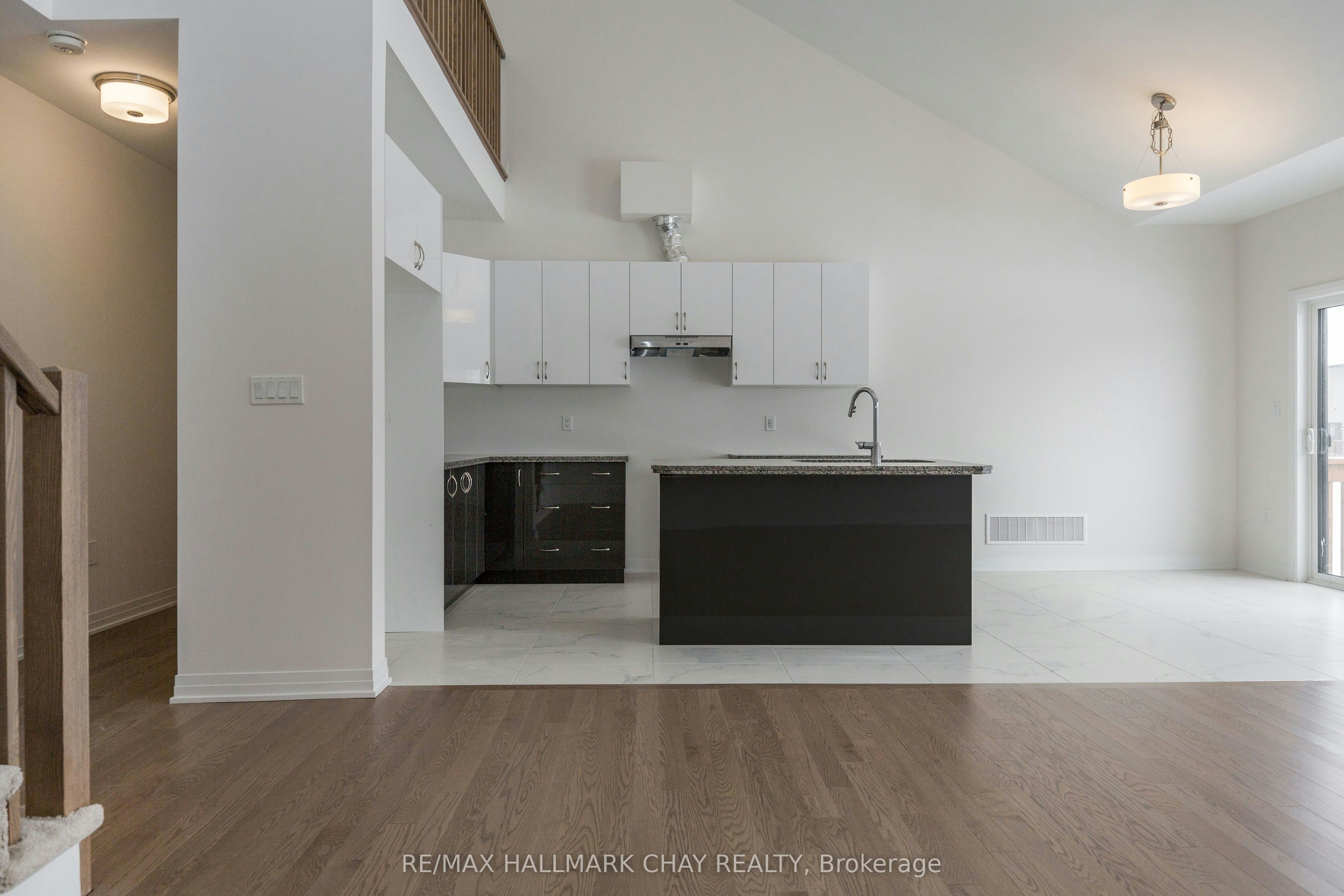 3041 Sandy Acres Avenue, Severn, ON, L3V 8P9 - 17