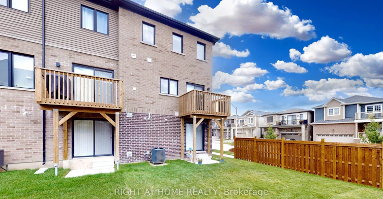 1 Pumpkin Corner Crescent, Barrie, ON, L9J 0T5 - 15