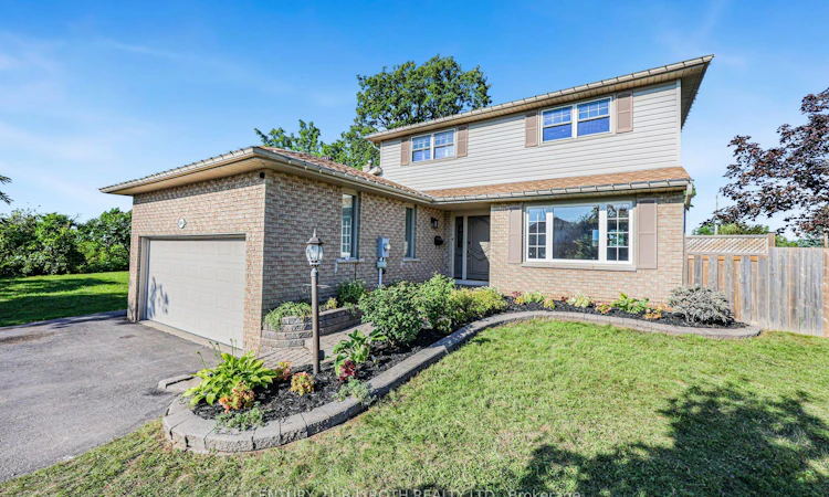 104 Woodside Drive