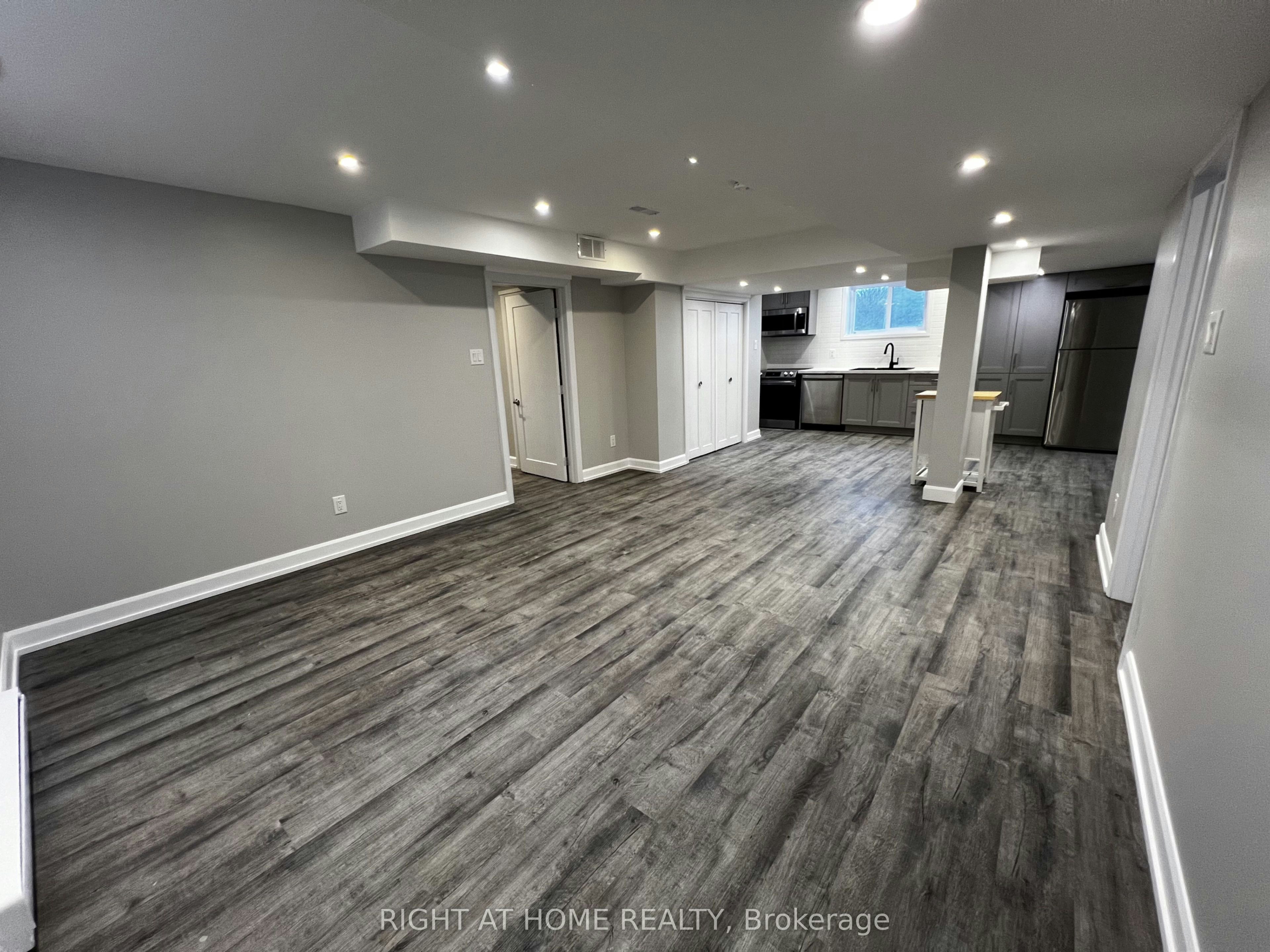 Lower-205 Cardinal Street, Barrie, ON, L4M 6G8 - 9