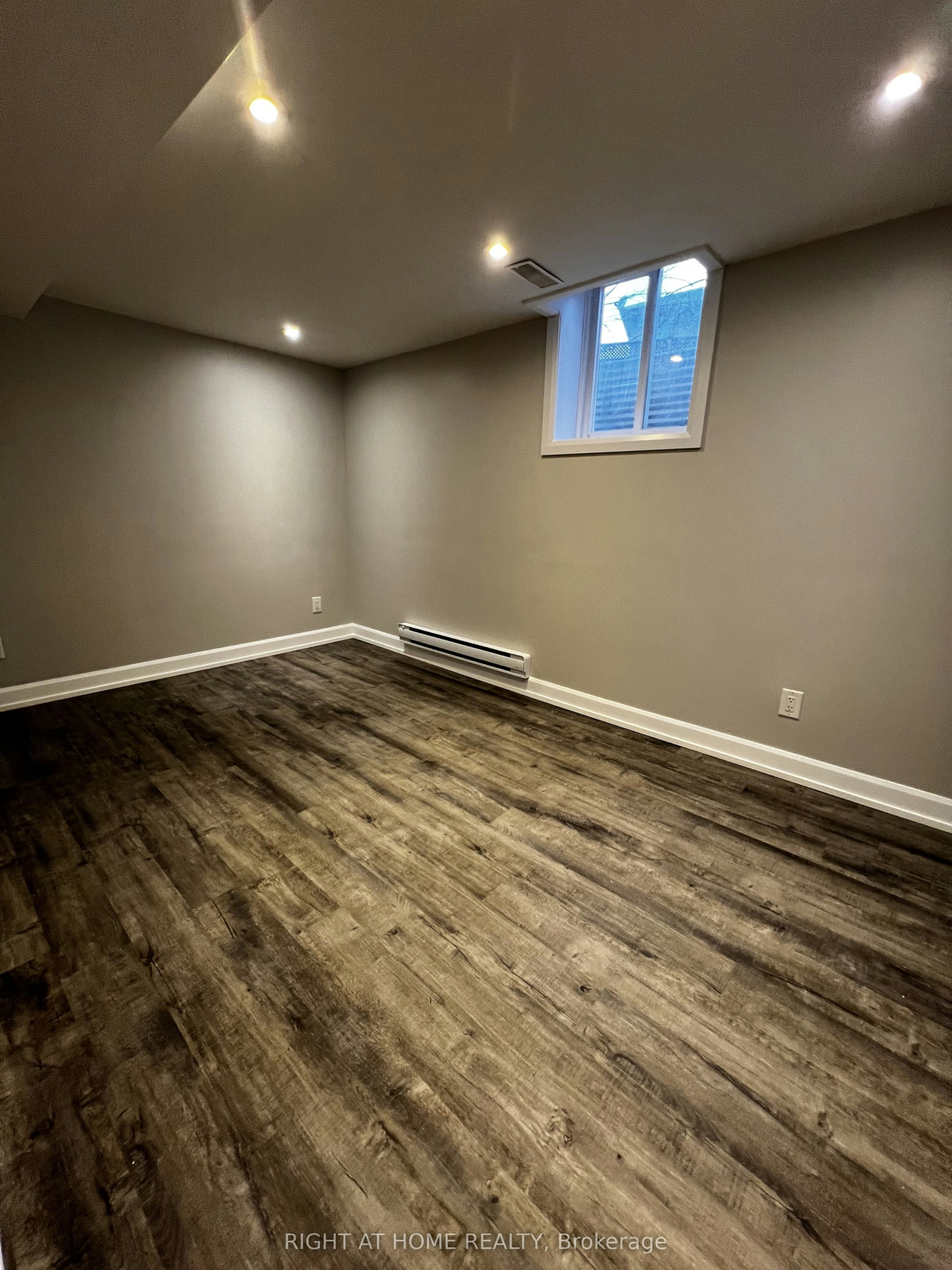 Lower-205 Cardinal Street, Barrie, ON, L4M 6G8 - 14