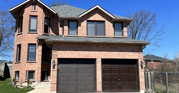 Lower-205 Cardinal Street, Barrie, ON, L4M 6G8