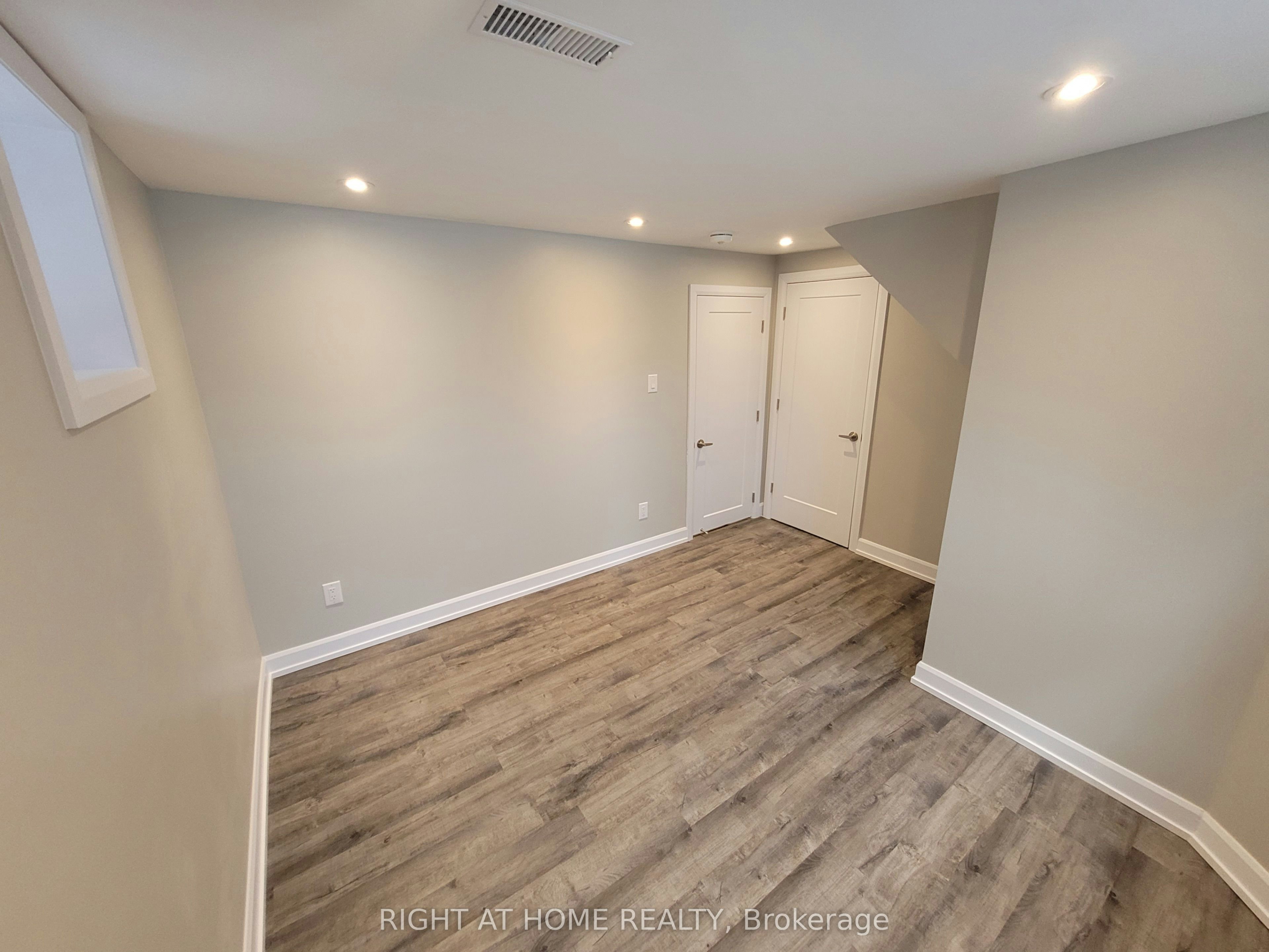 Lower-205 Cardinal Street, Barrie, ON, L4M 6G8 - 13