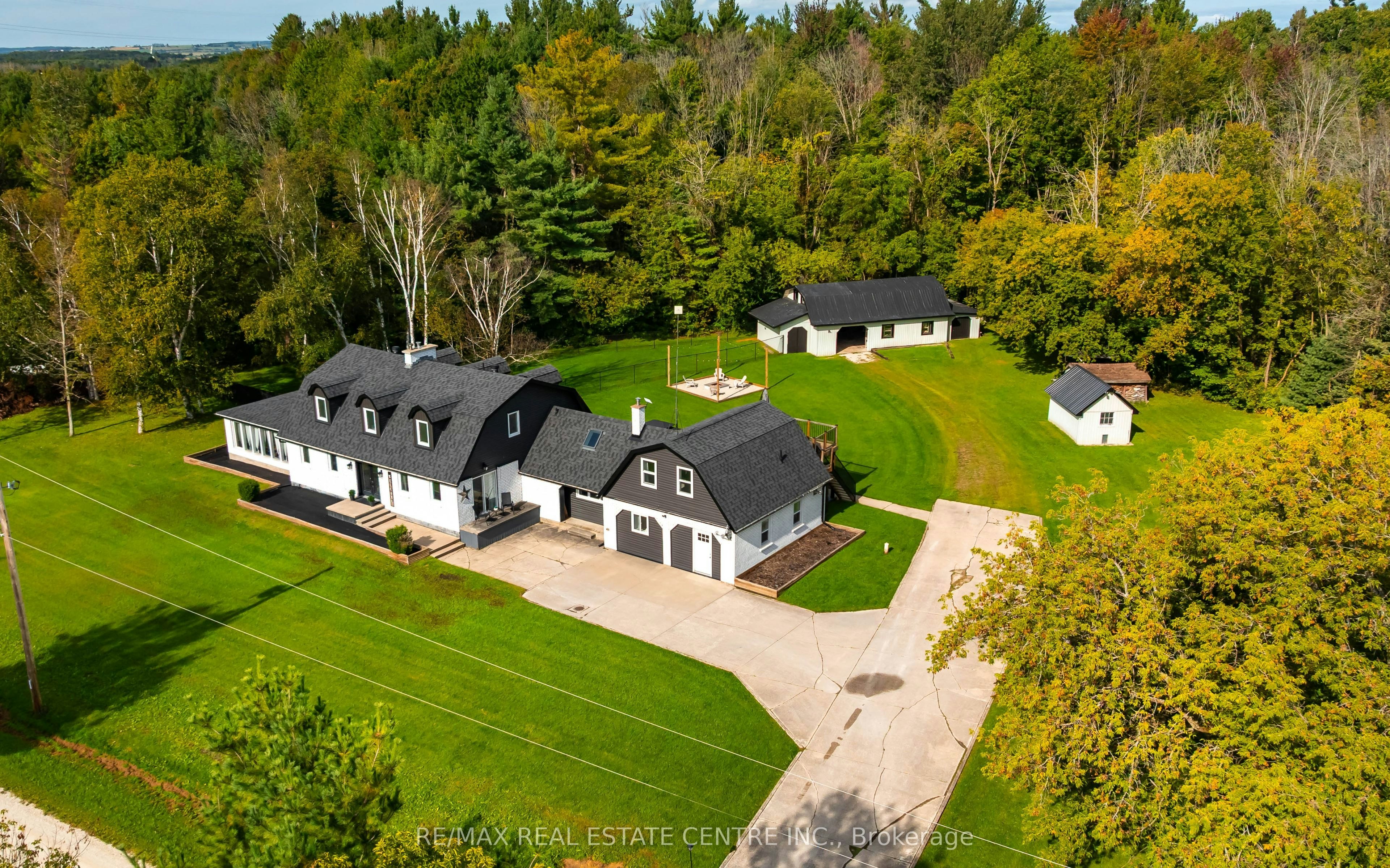 2570 Creemore Avenue, Clearview, ON, L0M 1N0