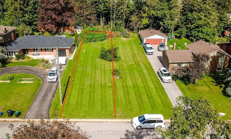 12A Ottaway Avenue