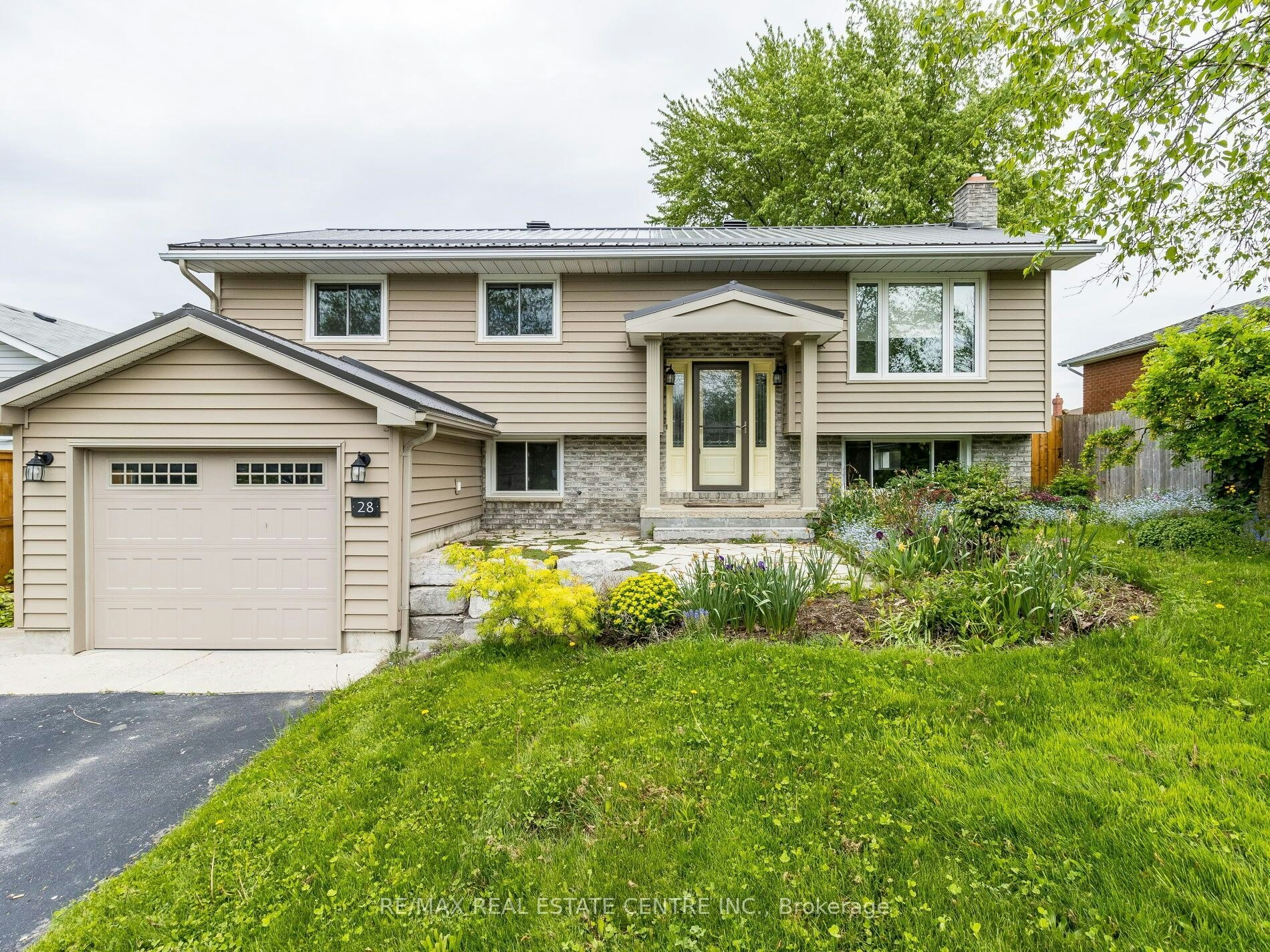 28 Teskey Court, Collingwood, ON, L9Y 4R9 - 2