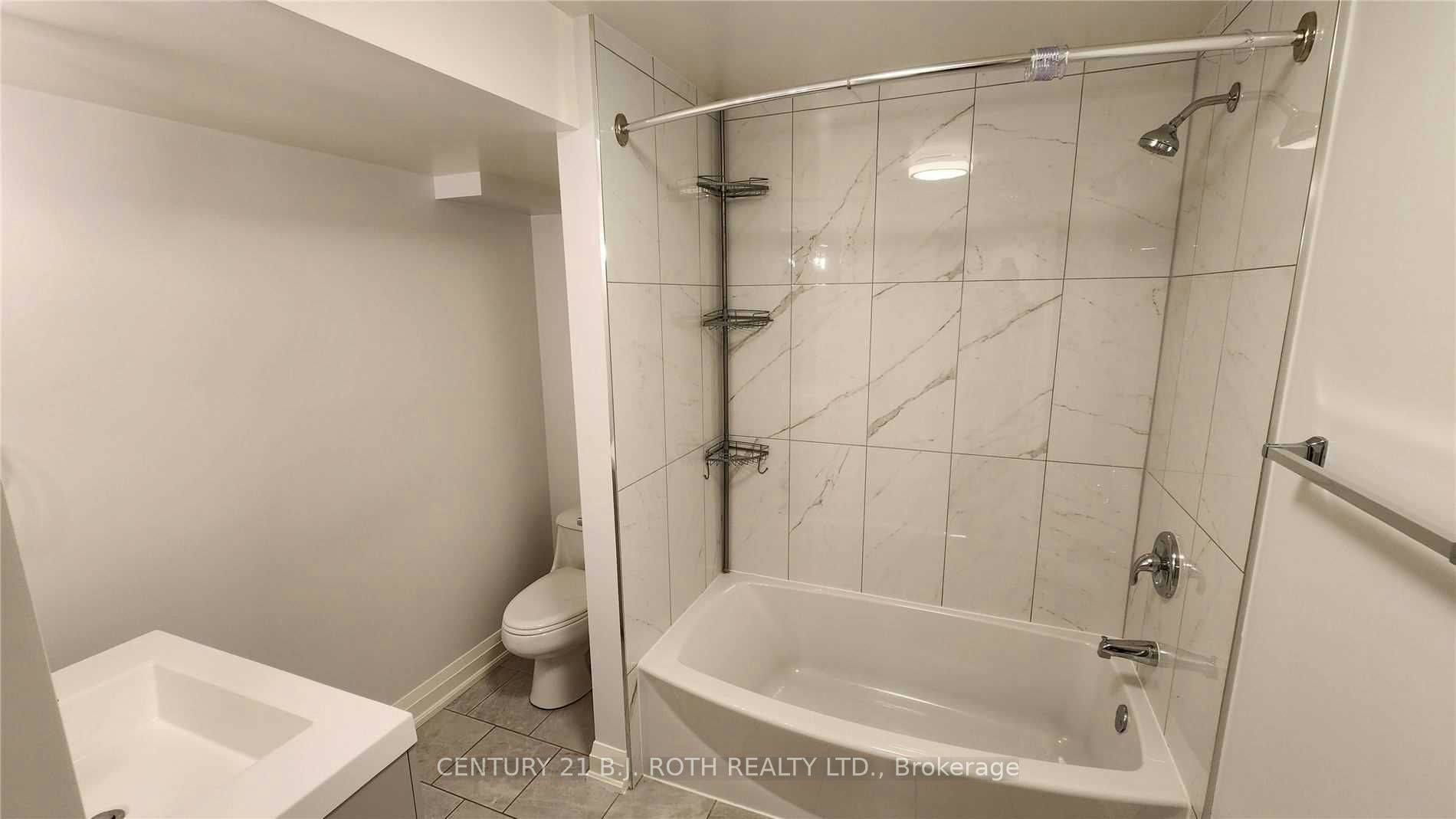 Lower-300 Cundles Road W, Barrie, ON, L4N 7C9 - 10