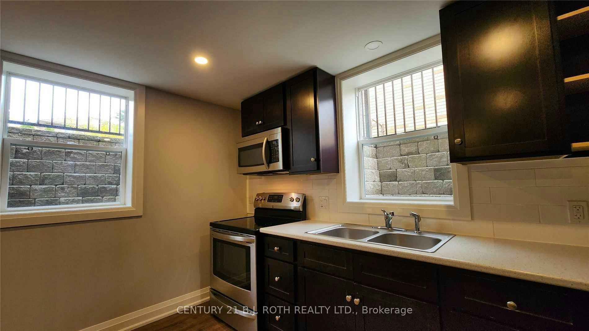 Lower-300 Cundles Road W, Barrie, ON, L4N 7C9 - 5