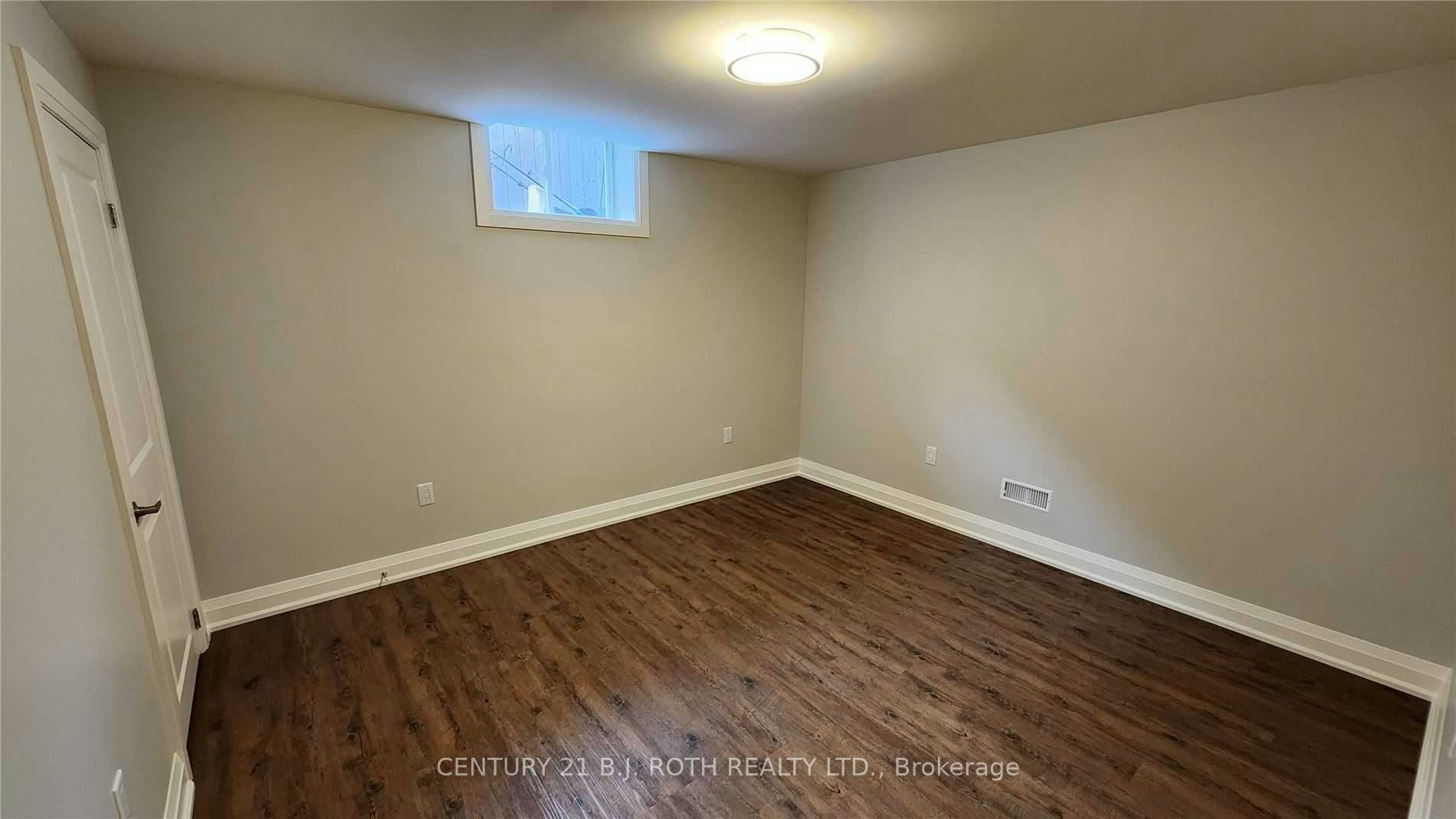 Lower-300 Cundles Road W, Barrie, ON, L4N 7C9 - 8