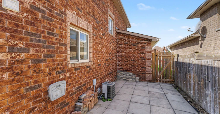24 Dunsmore Lane, Barrie, ON, L4M 7A1 - 17