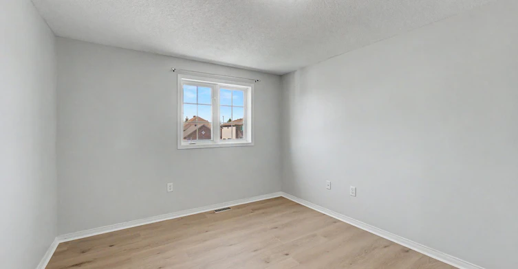 24 Dunsmore Lane, Barrie, ON, L4M 7A1 - 13