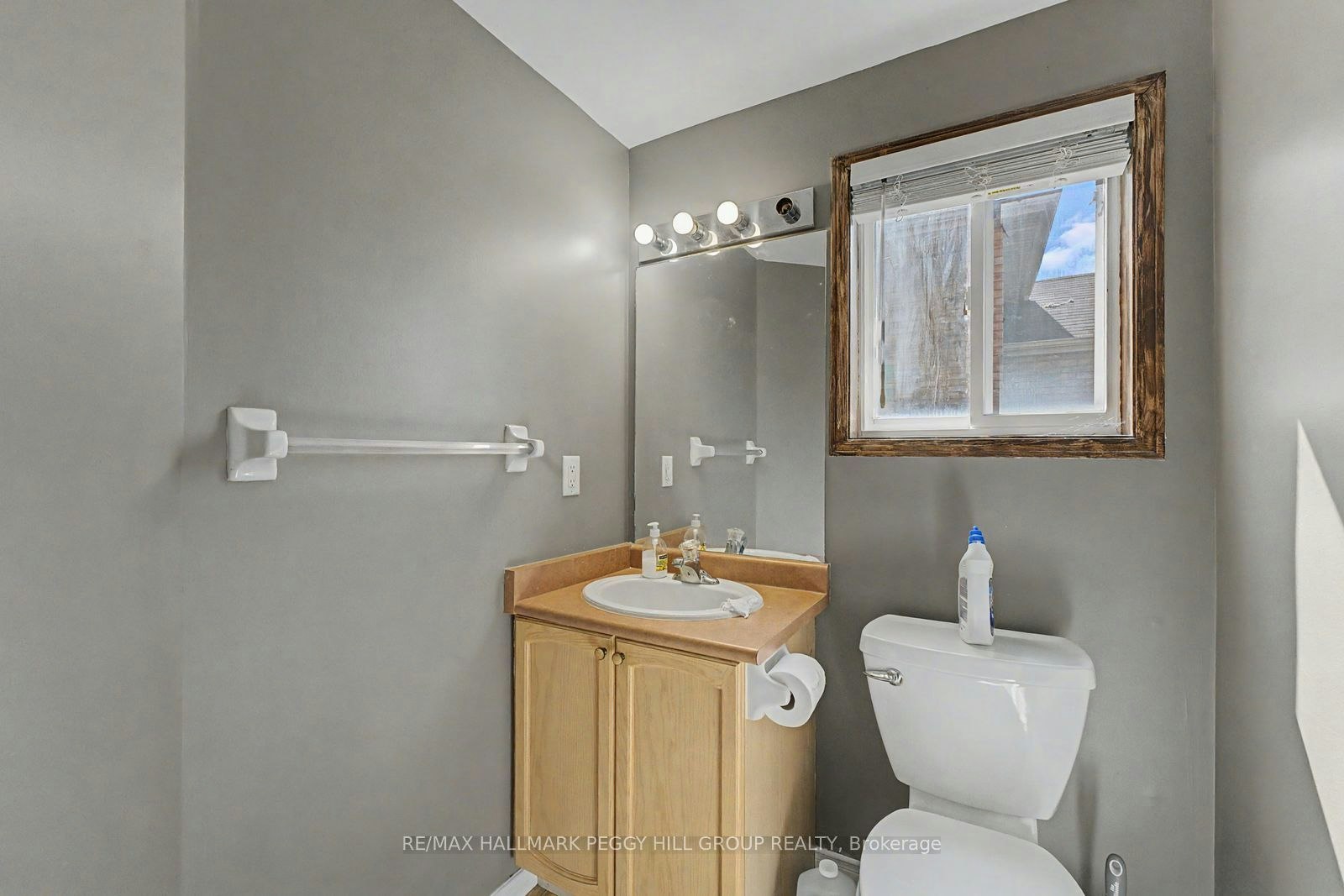 24 Dunsmore Lane, Barrie, ON, L4M 7A1 - 7