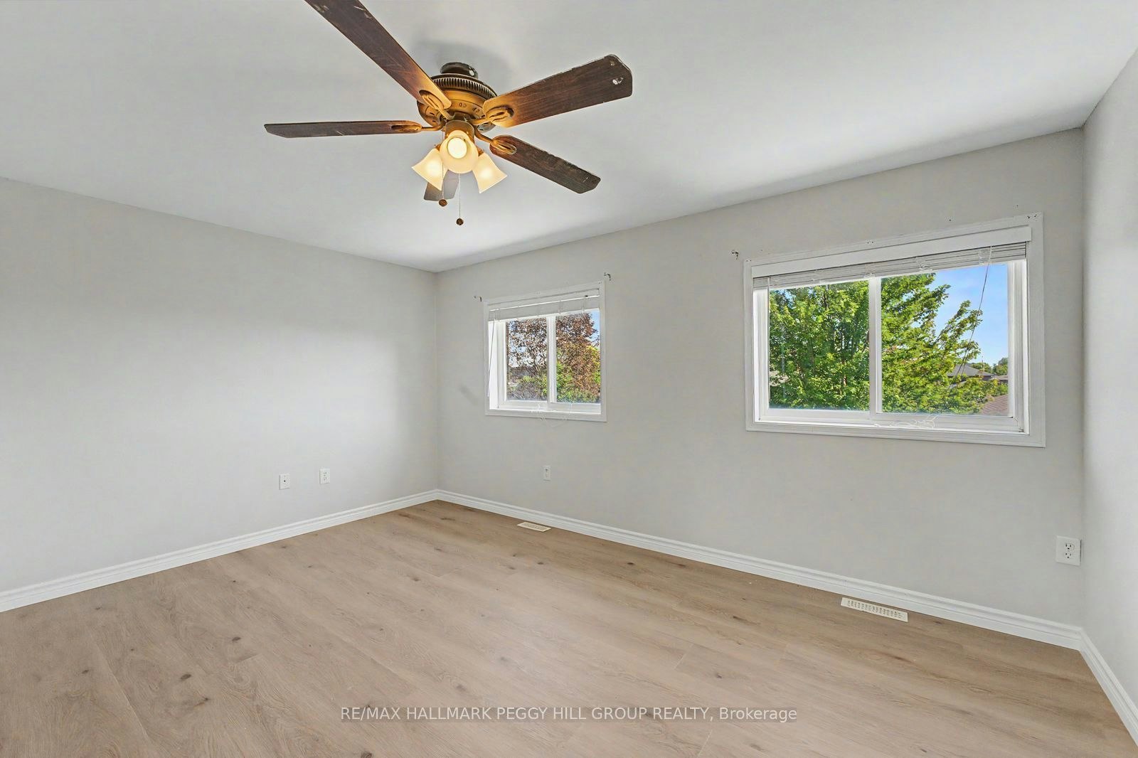 24 Dunsmore Lane, Barrie, ON, L4M 7A1 - 8