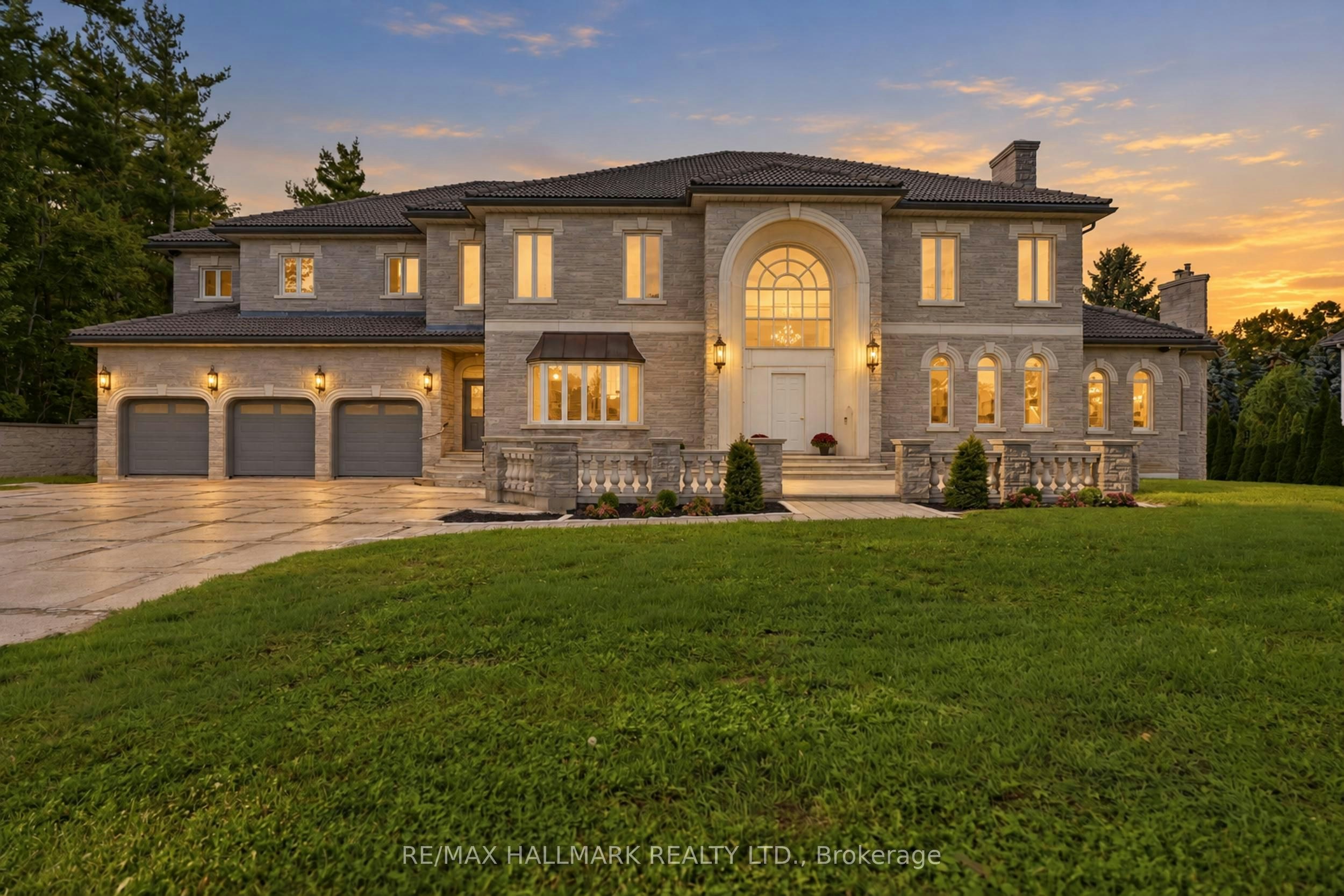 290 Tollendal Mill Road, Barrie, ON, L4N 7S6