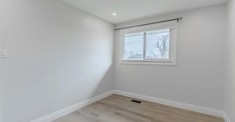 Upper-20 Ottaway Avenue, Barrie, ON, L4M 2W7 - 15