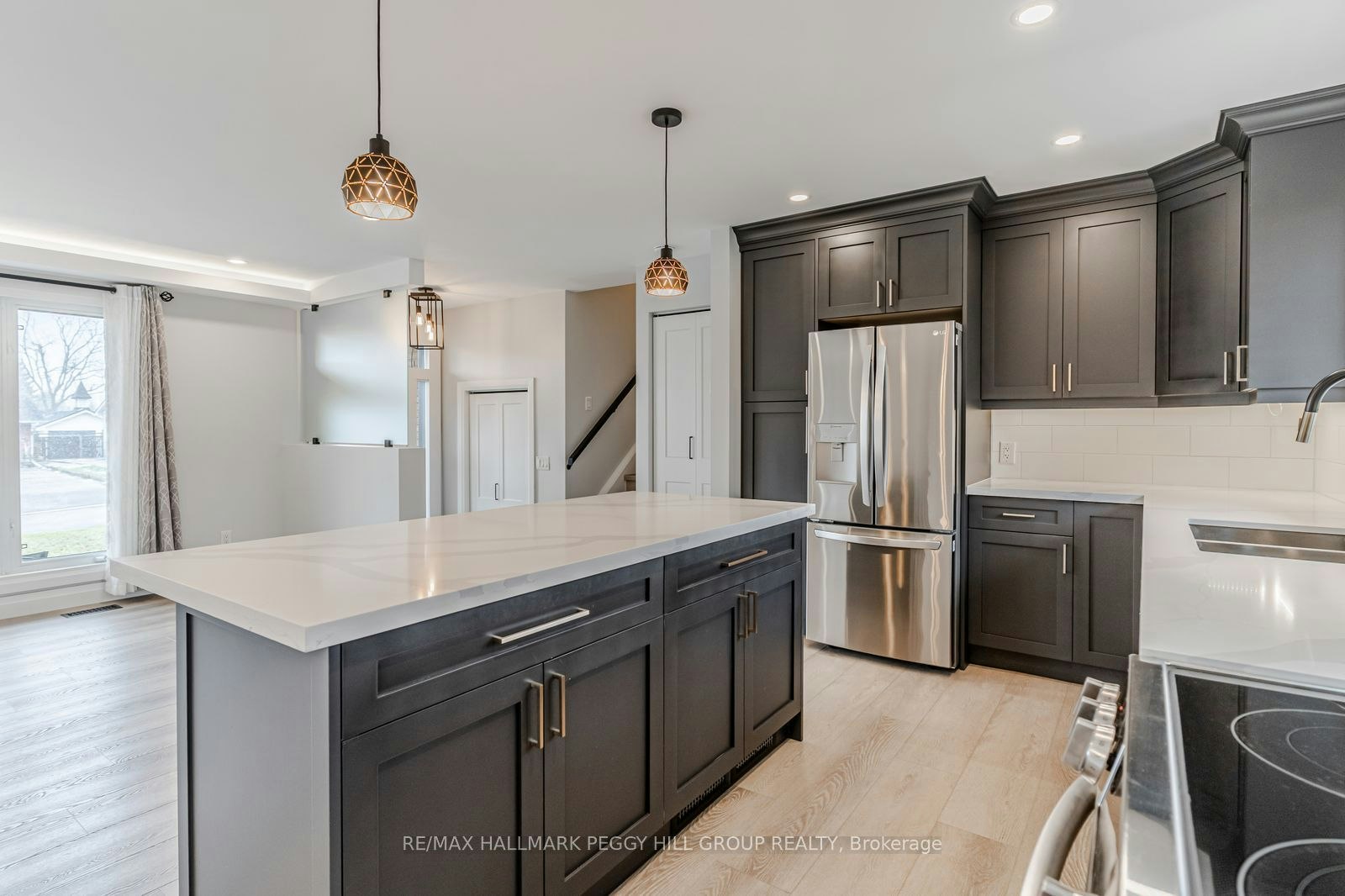 Upper-20 Ottaway Avenue, Barrie, ON, L4M 2W7 - 10