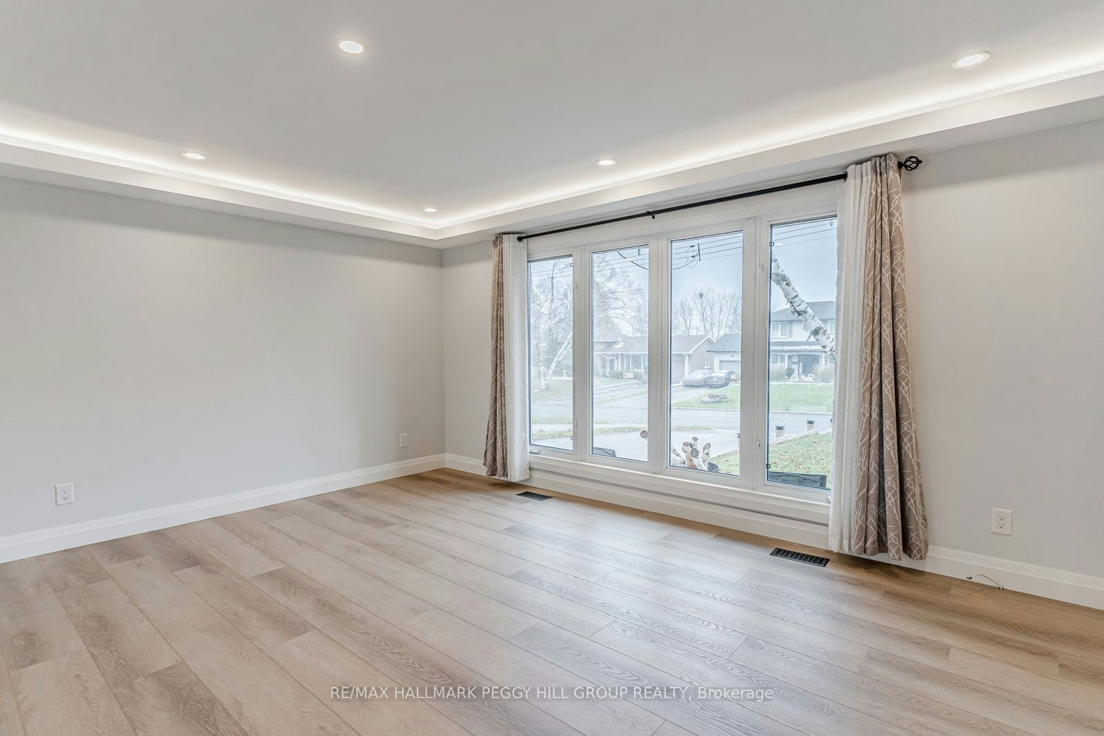 Upper-20 Ottaway Avenue, Barrie, ON, L4M 2W7 - 5
