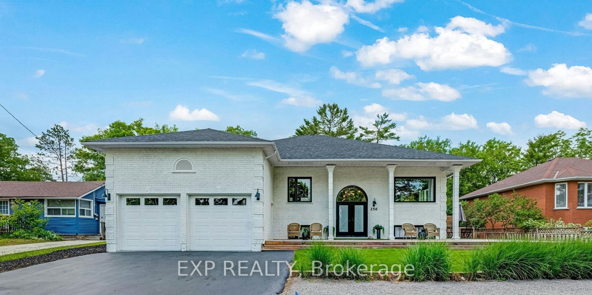 256 Old Mosley Street, Wasaga Beach, ON, L9Z 2J2