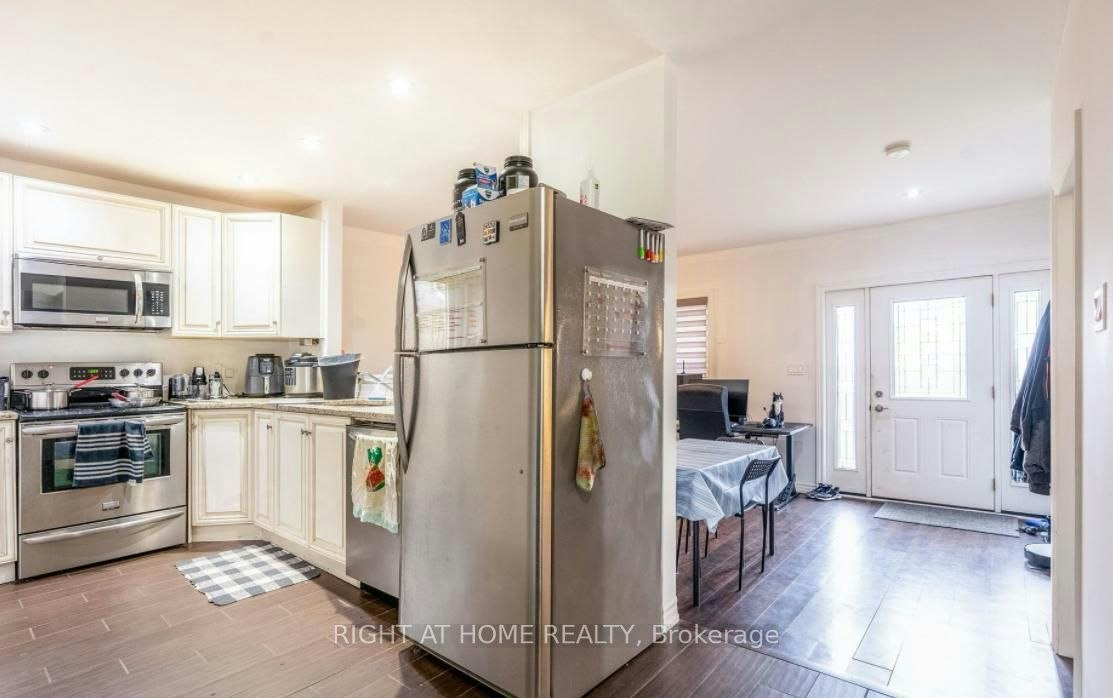 180 Blake Street, Barrie, ON, L4M 1K3 - 11