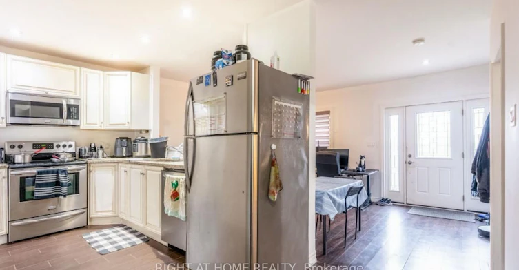 180 Blake Street, Barrie, ON, L4M 1K3 - 11