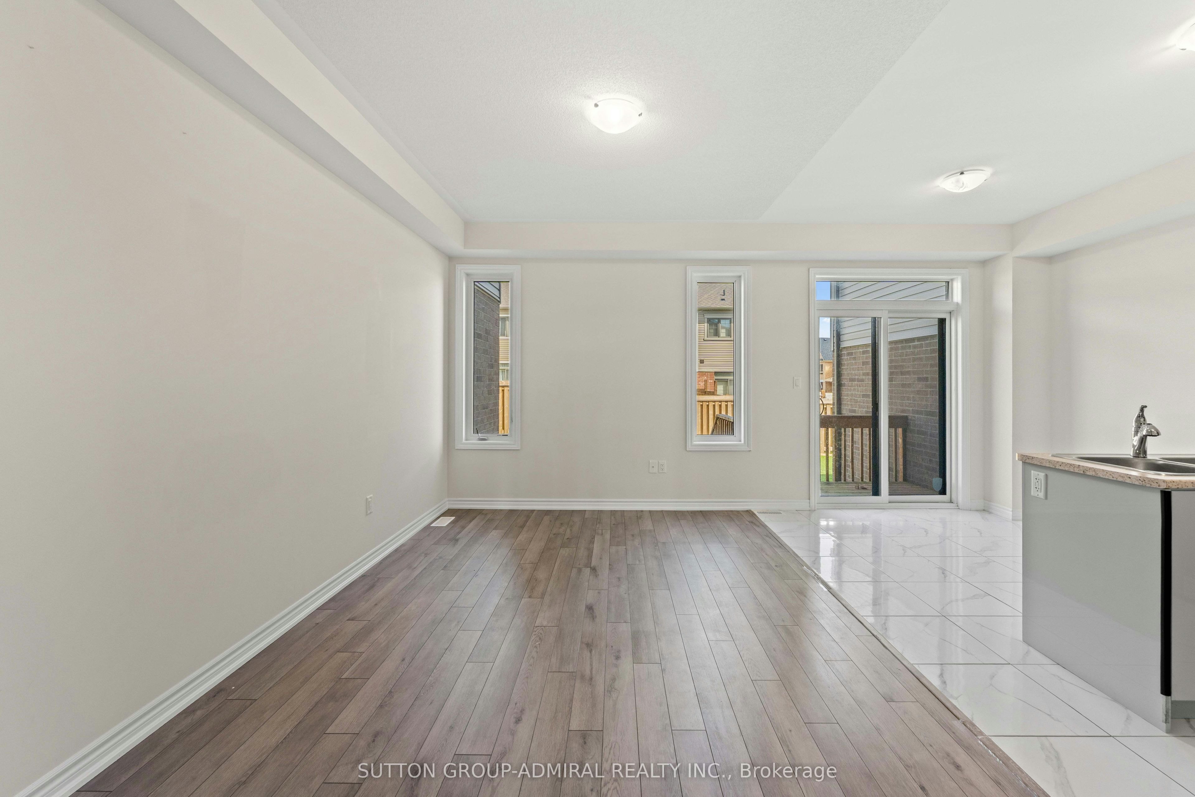 4 Rochester Drive, Barrie, ON, L9J 0W1 - 9